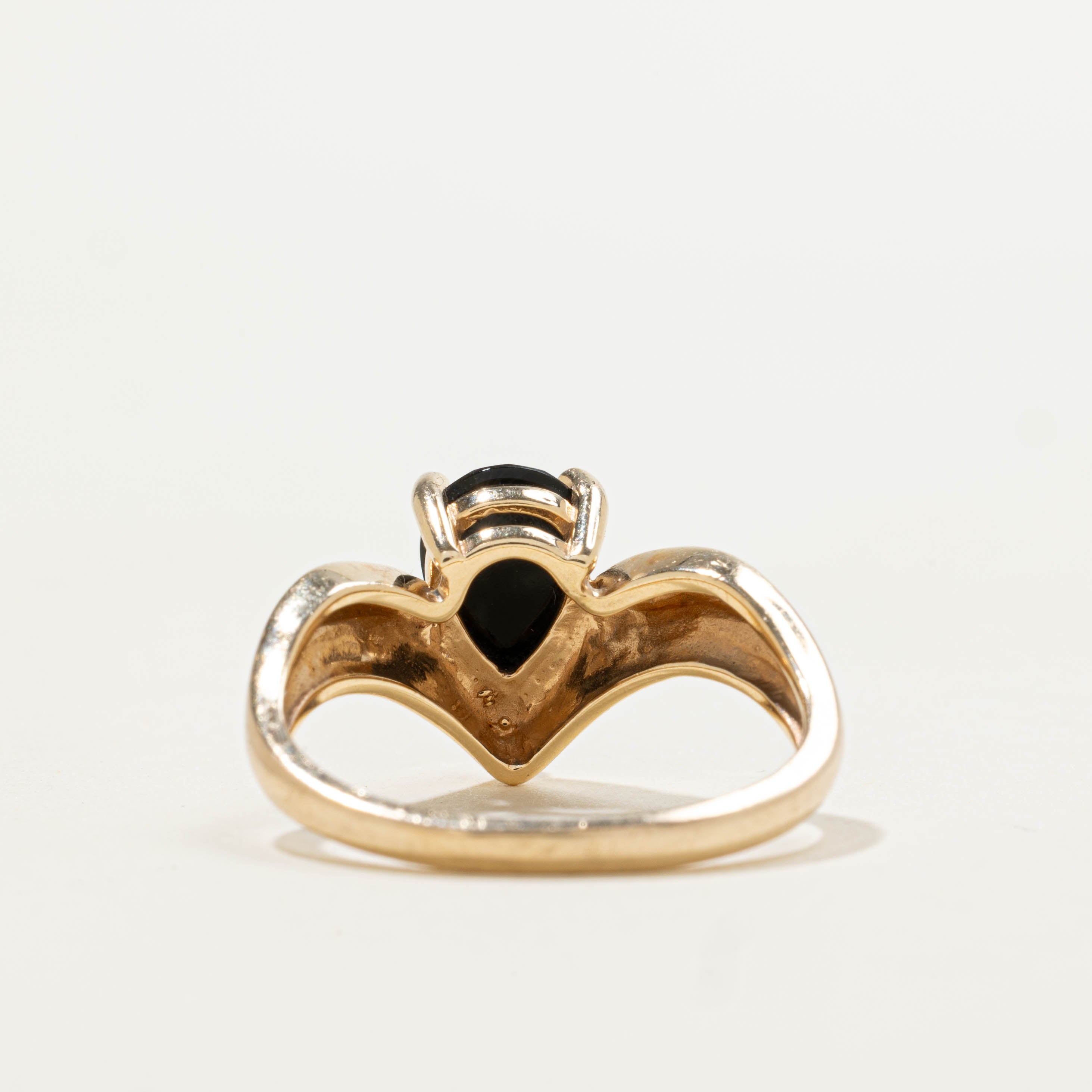 10k Pear Cut Onyx Chevron Ring | 1.00ct | SZ 5