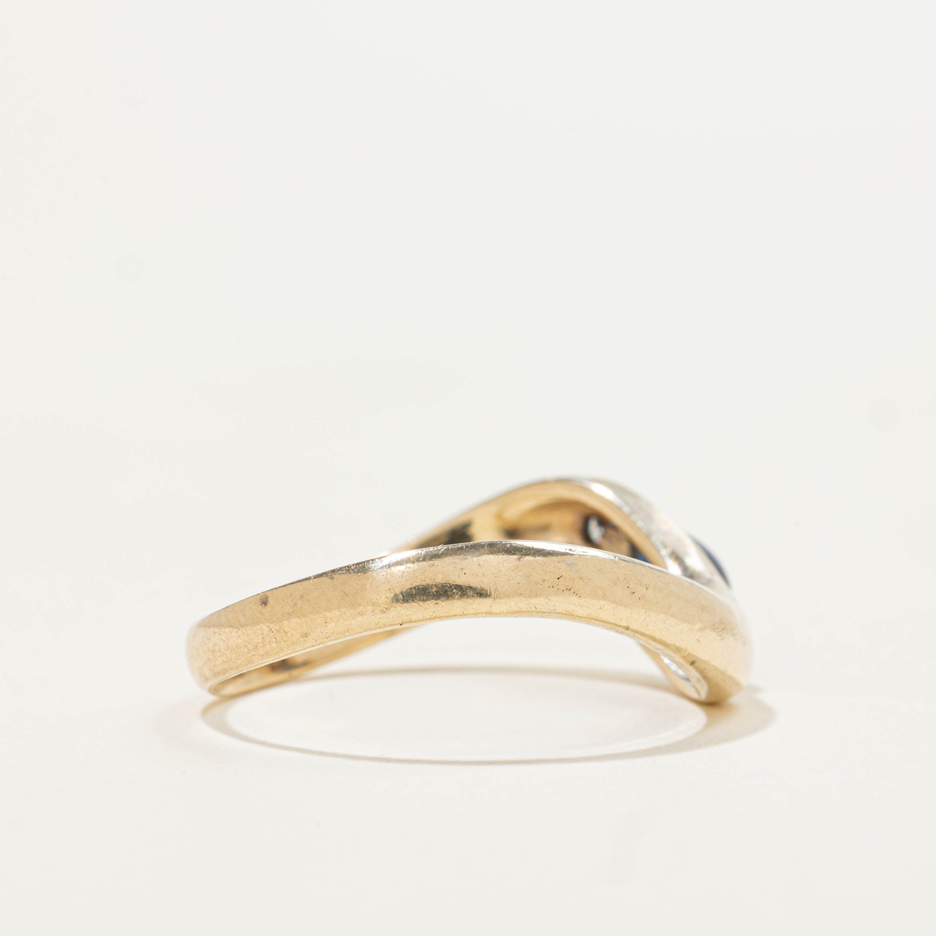 14k Flush Set Sapphire & Diamond Wave Ring | 0.60ct, 0.03ctw | SZ 6