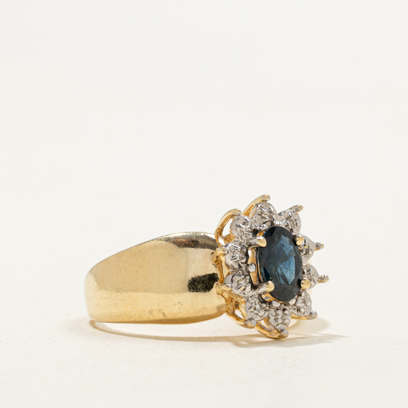 14K Oval Cut Sapphire & Diamond Petal Halo Ring | 0.47ct, 0.05ctw | SZ 5.75