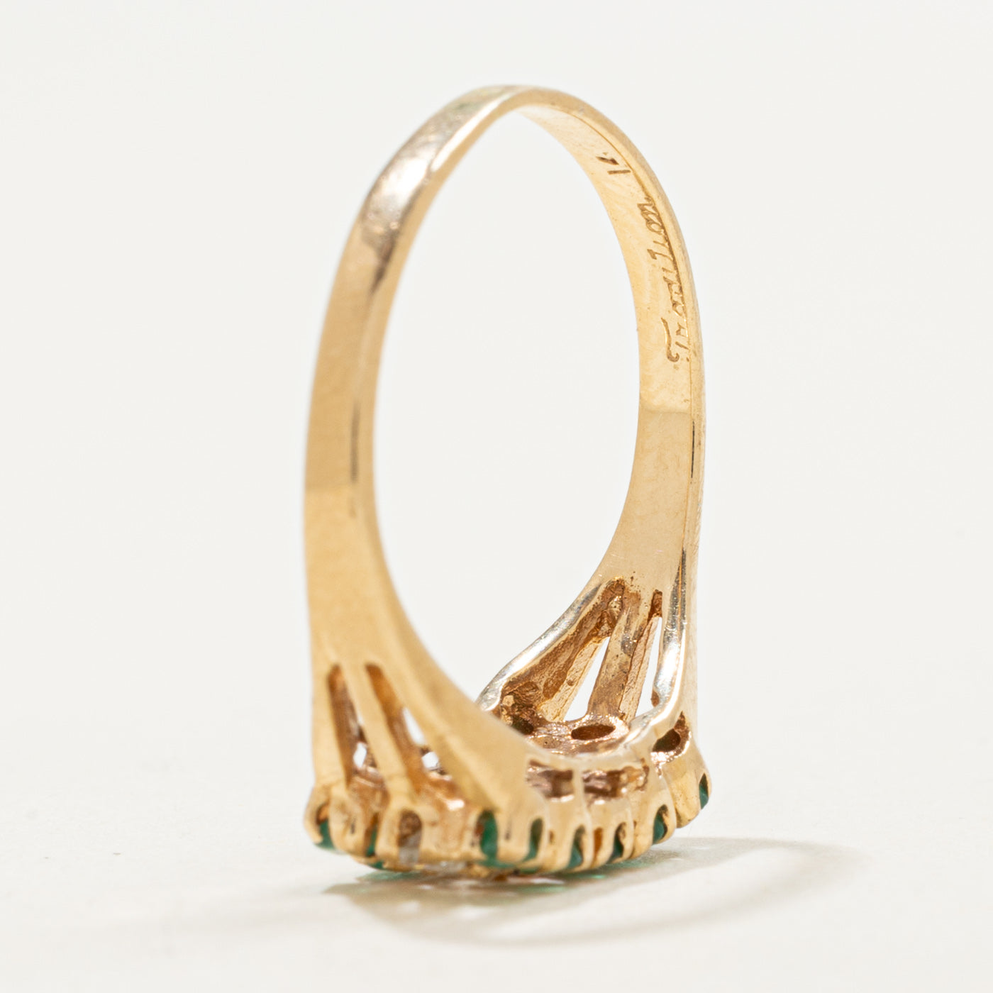 Bague multi-rangs en or 14 carats sertie d'émeraudes et de diamants | 0,20 ct, 0,15 ct | Taille 7