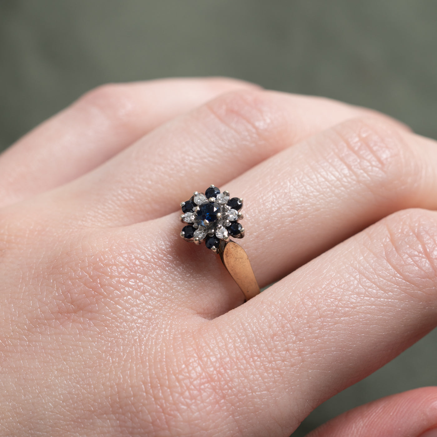 10K Round Cut Sapphire & Diamond Floral Cluster Ring | 0.50ctw, 0.12ctw | SZ 7.25