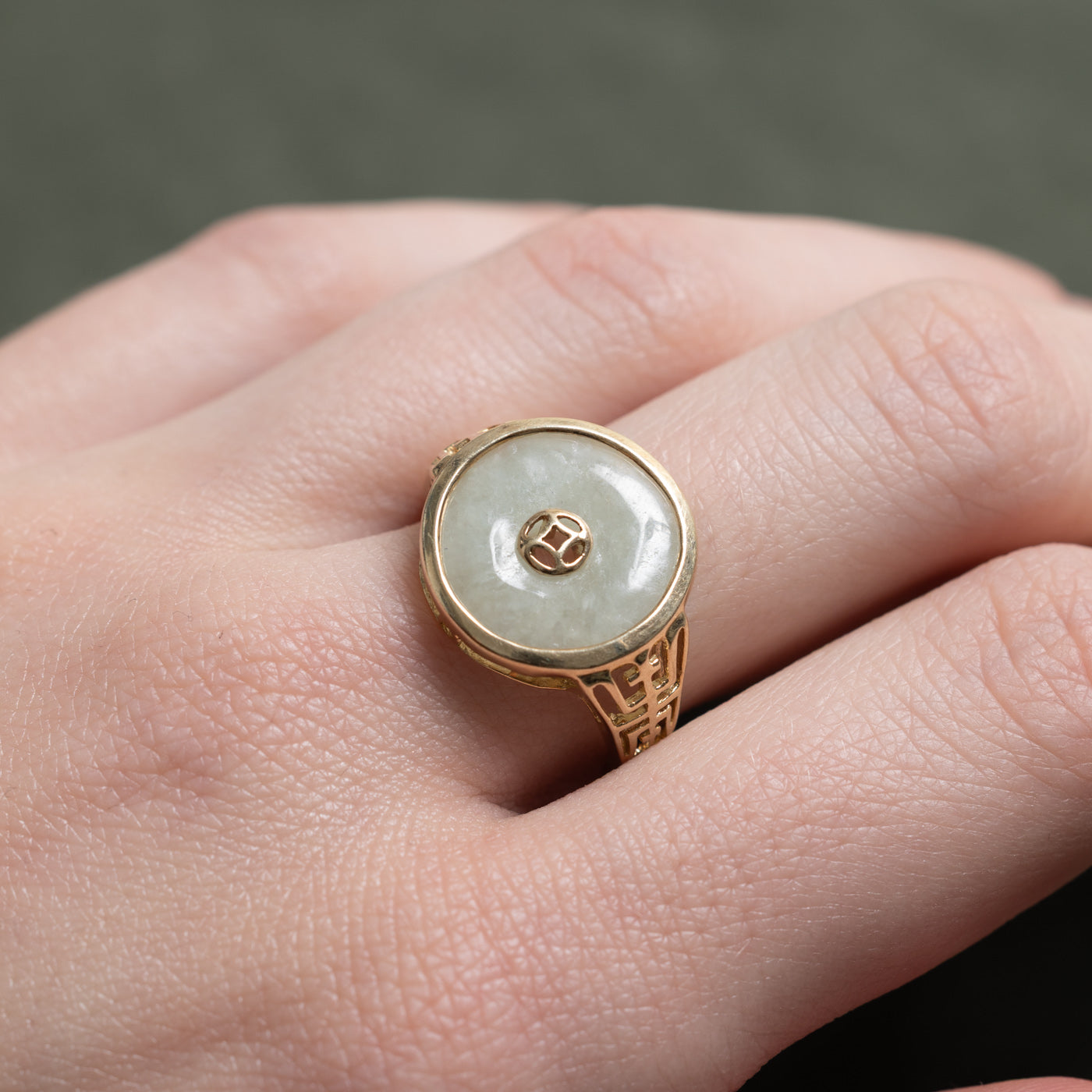 Bague ajourée en jade 10 carats en forme de donut | 5,00 ct | Taille 7,25