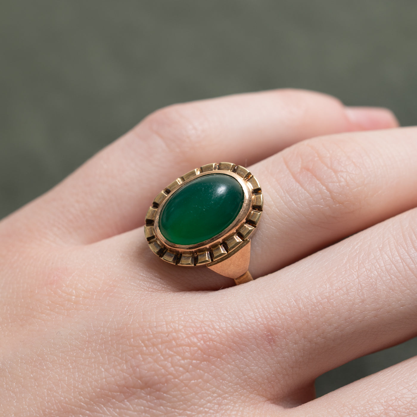 14K Cabochon Glass Grooved Cocktail Ring | 5.00ct | SZ 5.75