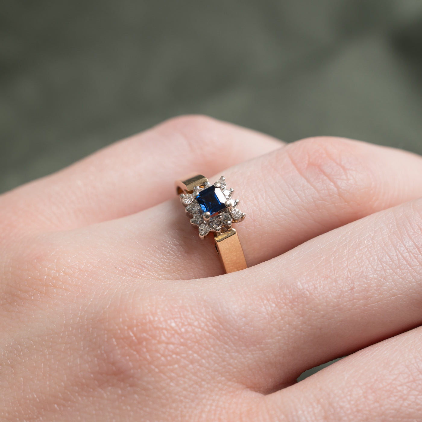 Sapphire & Diamond Petal Halo Ring | 0.30ct, 0.12ctw | SZ 6.0 |