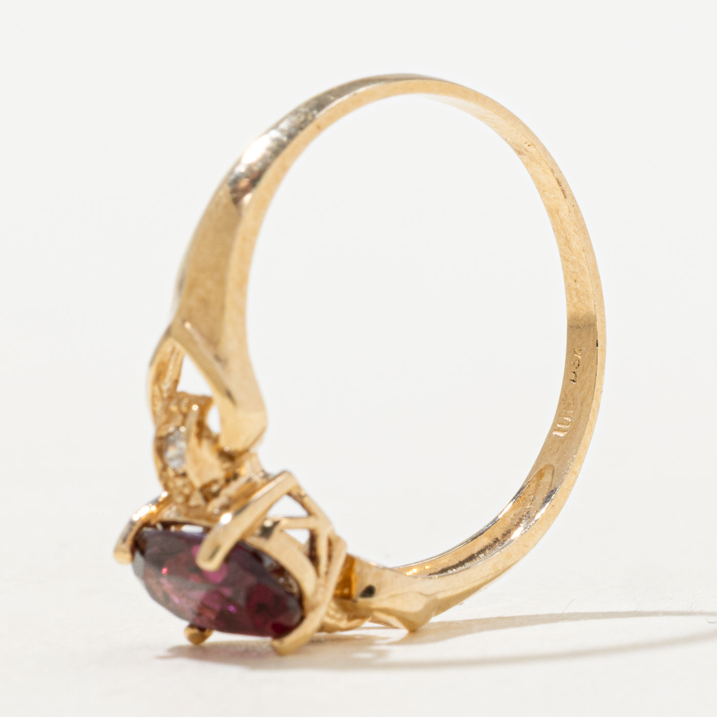 Pink Tourmaline & Diamond Ring | 0.9ct, 0.02ctw | SZ 7.25 |