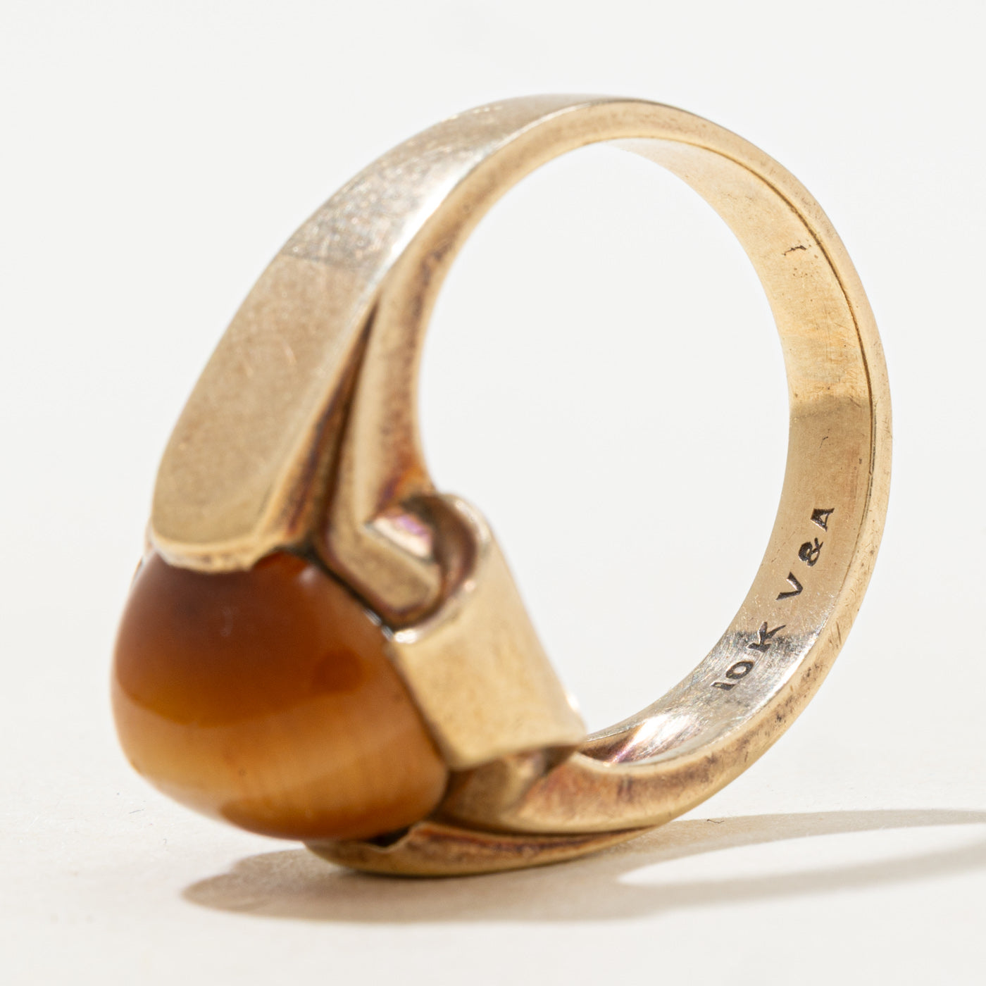 Chalcedony Cat's Eye Cocktail Ring | 6.0ct | SZ 11.25 |