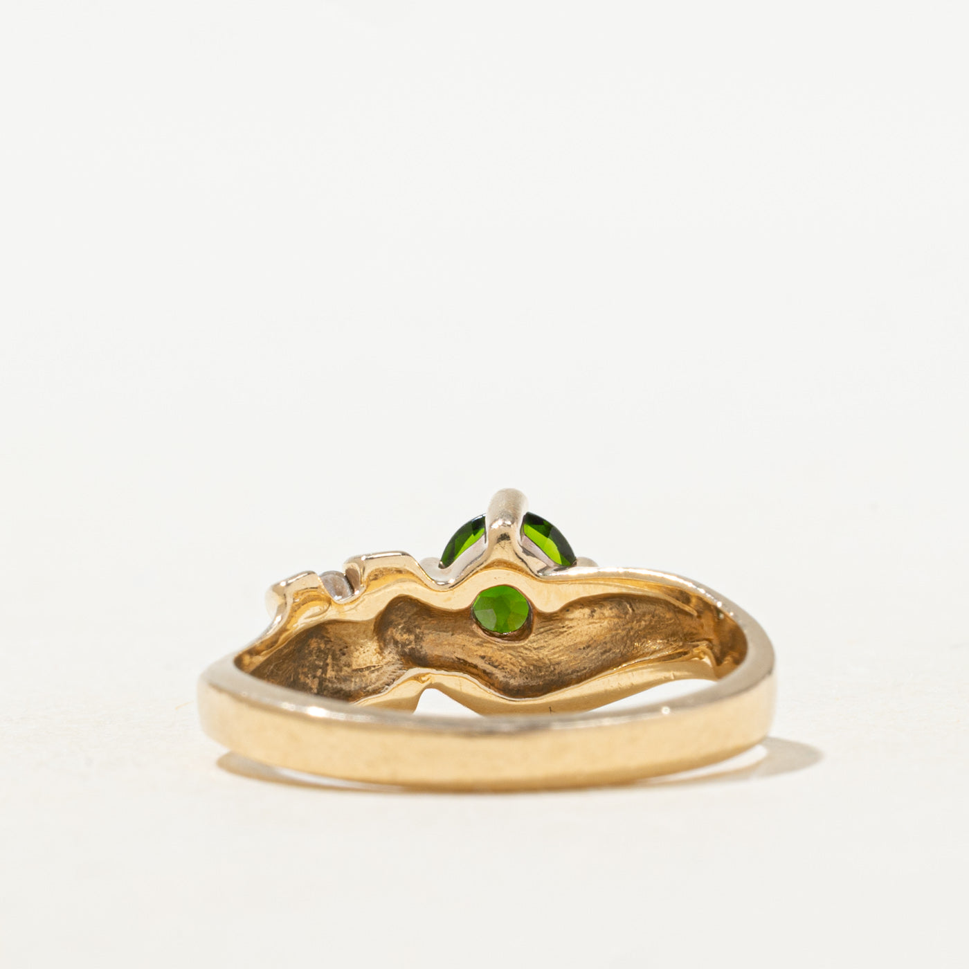 Bague en tourmaline et diamants | 0,45 ct, 0,05 ct au total | Taille 6,75 |