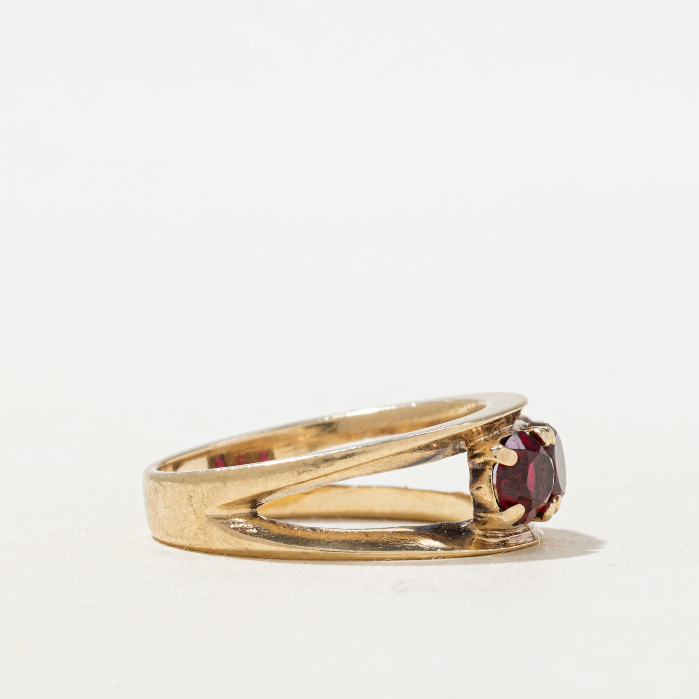 Bague trois pierres rubis synthétiques | 1,0 ct | Taille 5,75 |