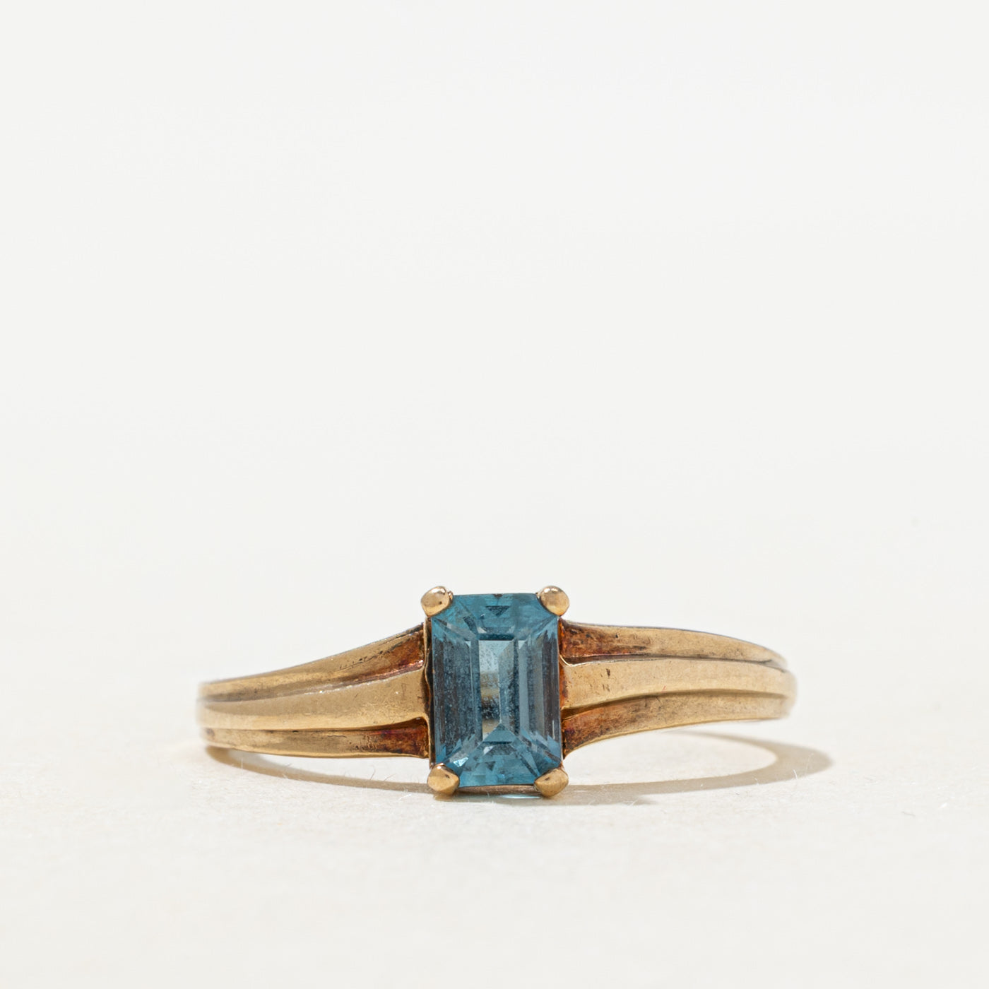 Blue Topaz Solitaire Ring | 0.75ct | SZ 6.5 |