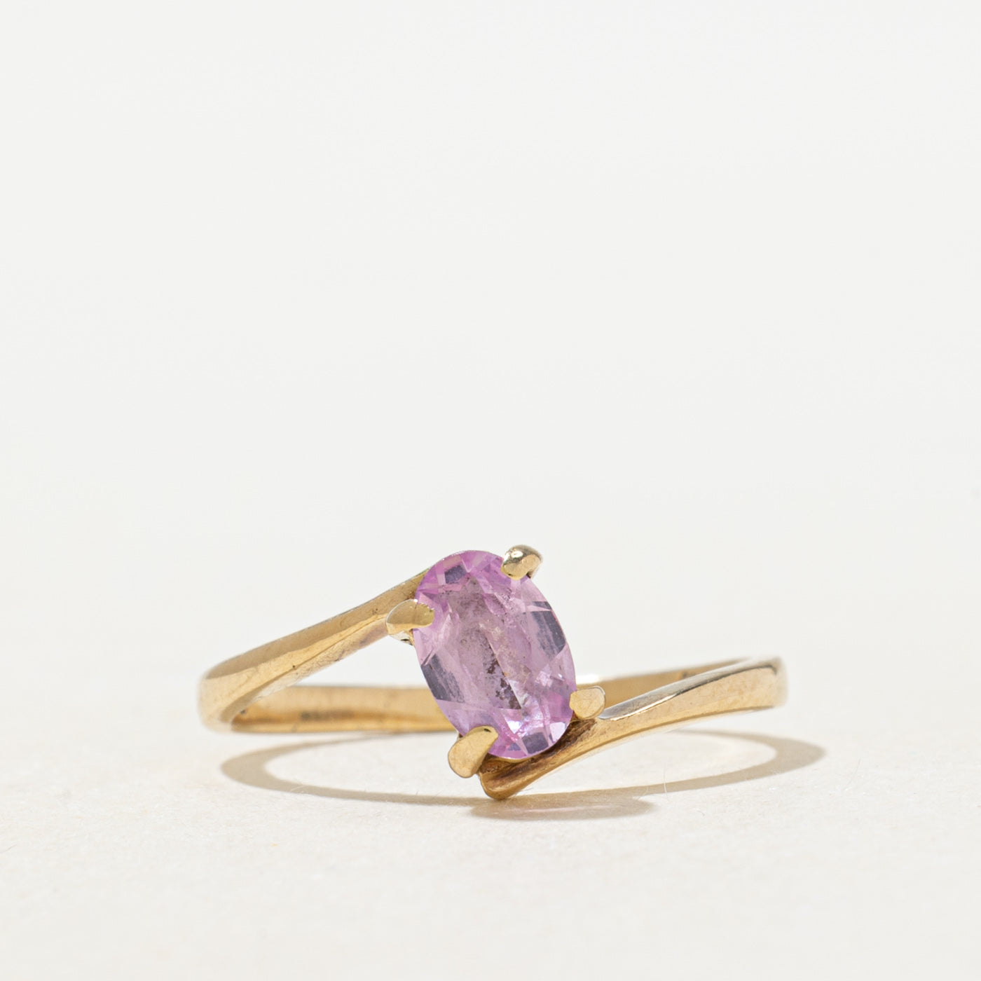 Synthetic Sapphire Bypass Ring | SZ 4.0 |