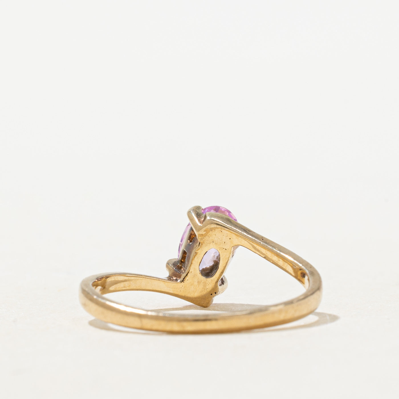 Synthetic Sapphire Bypass Ring | SZ 4.0 |