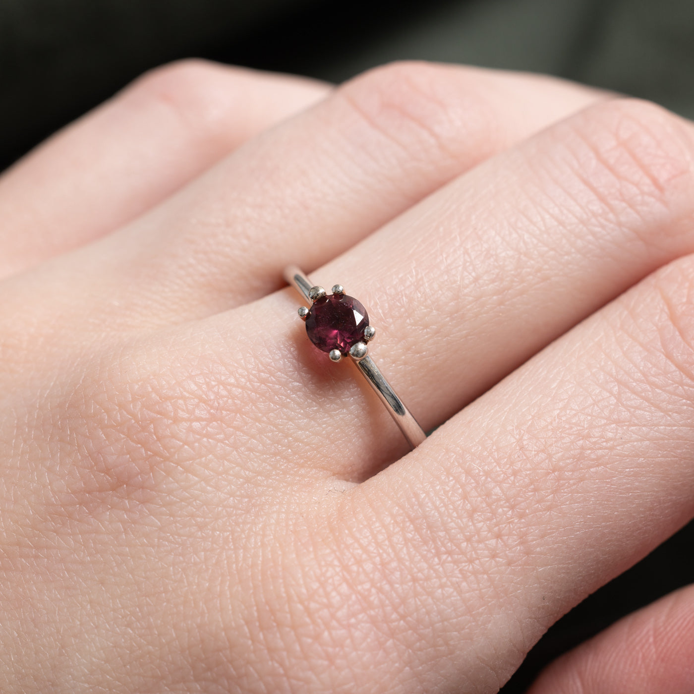 Solitaire Garnet Ring | 0.5ct | SZ 7.0 |