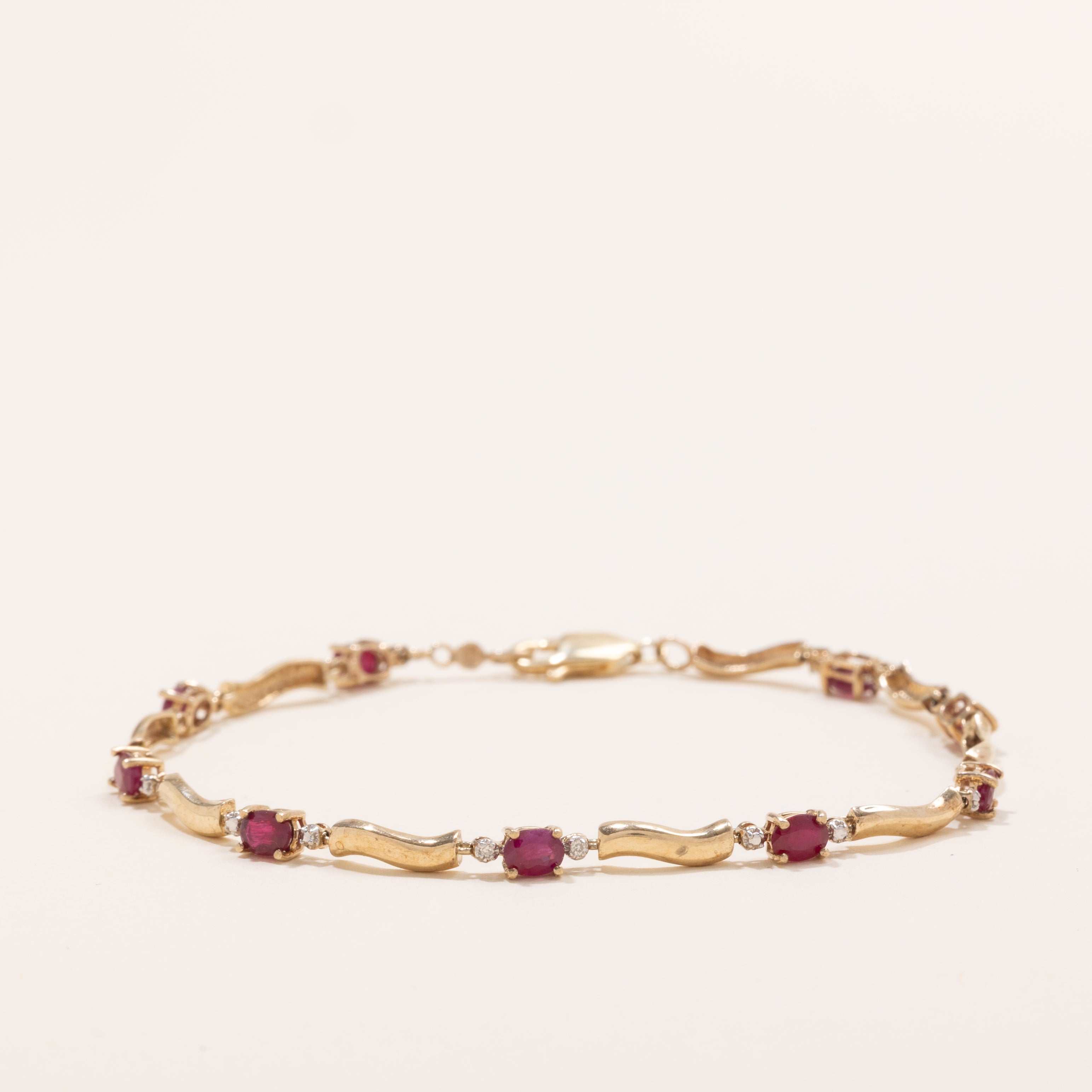 Synthetic Ruby & Diamond Gemstone Bracelet | 1.7ctw, 0.01ctw | 7.25" |