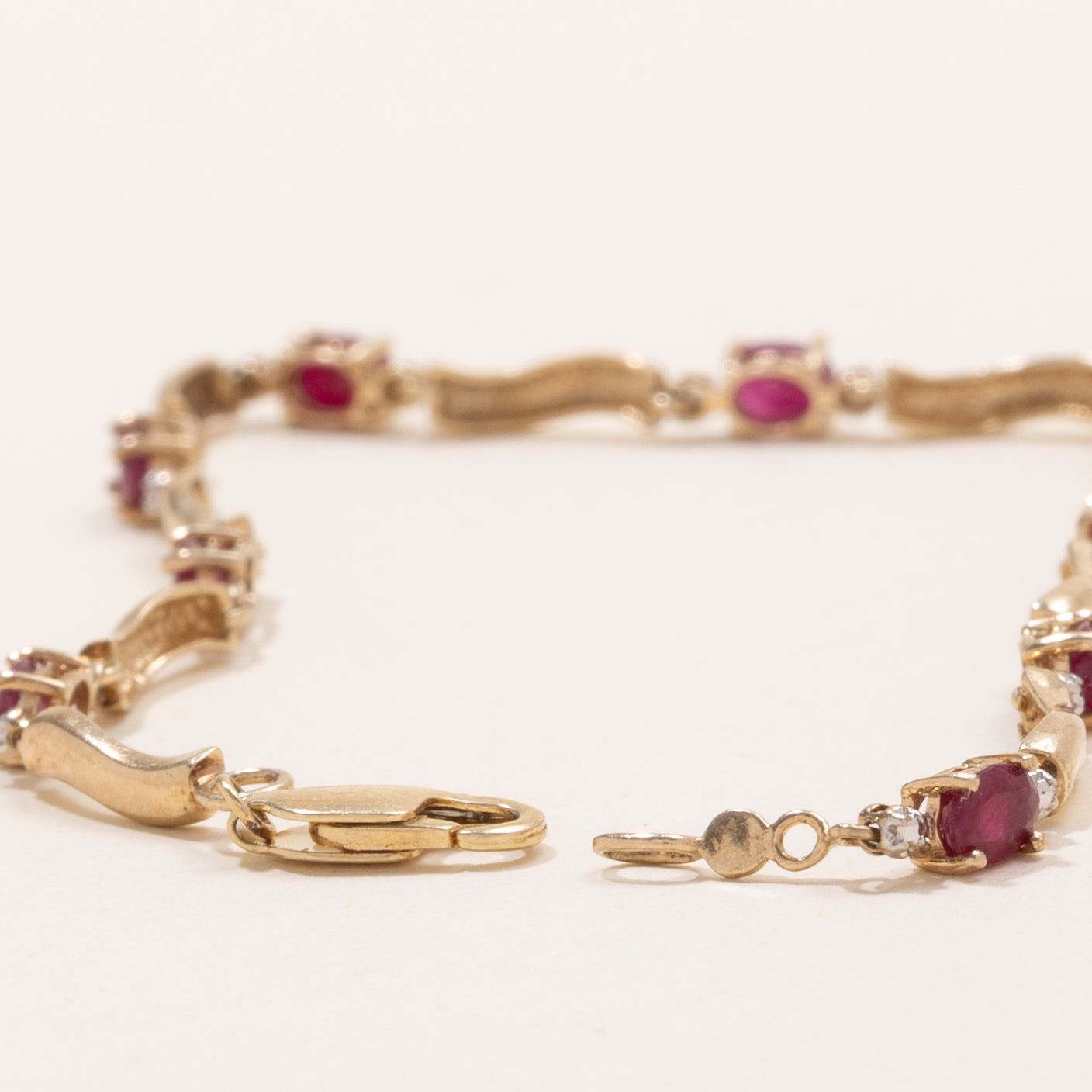 Synthetic Ruby & Diamond Gemstone Bracelet | 1.7ctw, 0.01ctw | 7.25" |