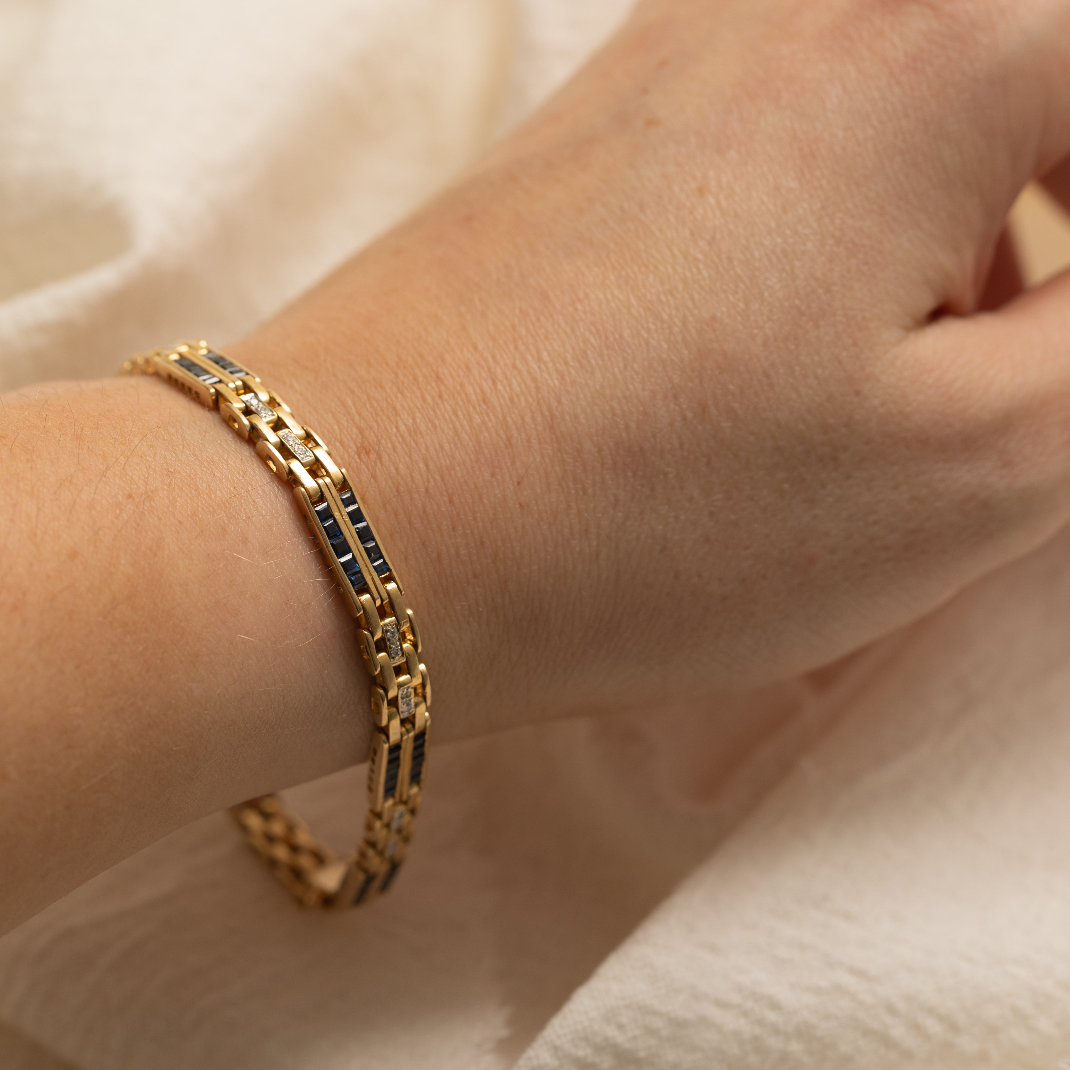 Sapphire & Diamond Panther Link Gemstone Bracelet | 2.8ctw, 0.2ctw | 7.5" |