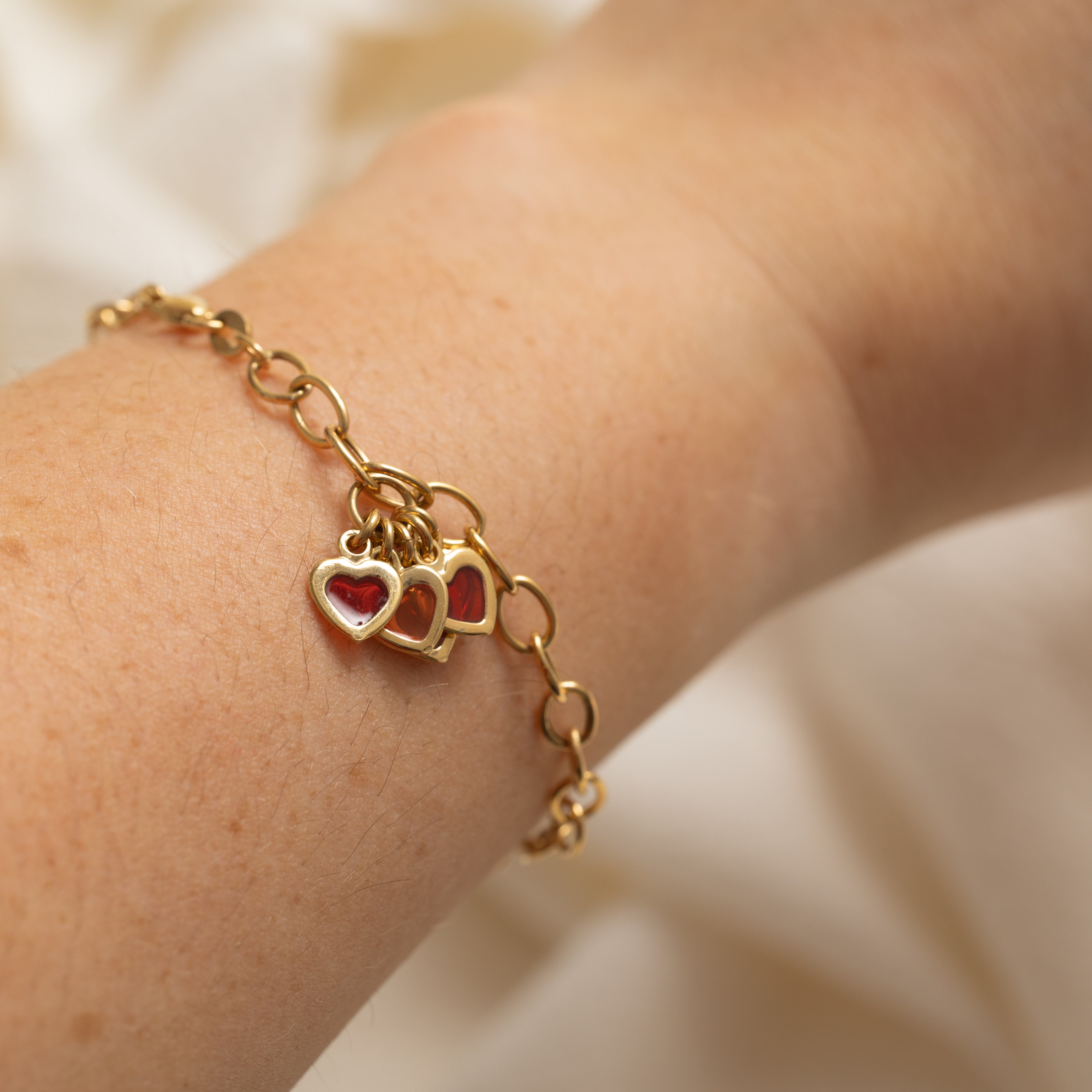 Heart Cut Resin Cable Chain Charm Bracelet | 7.25" |