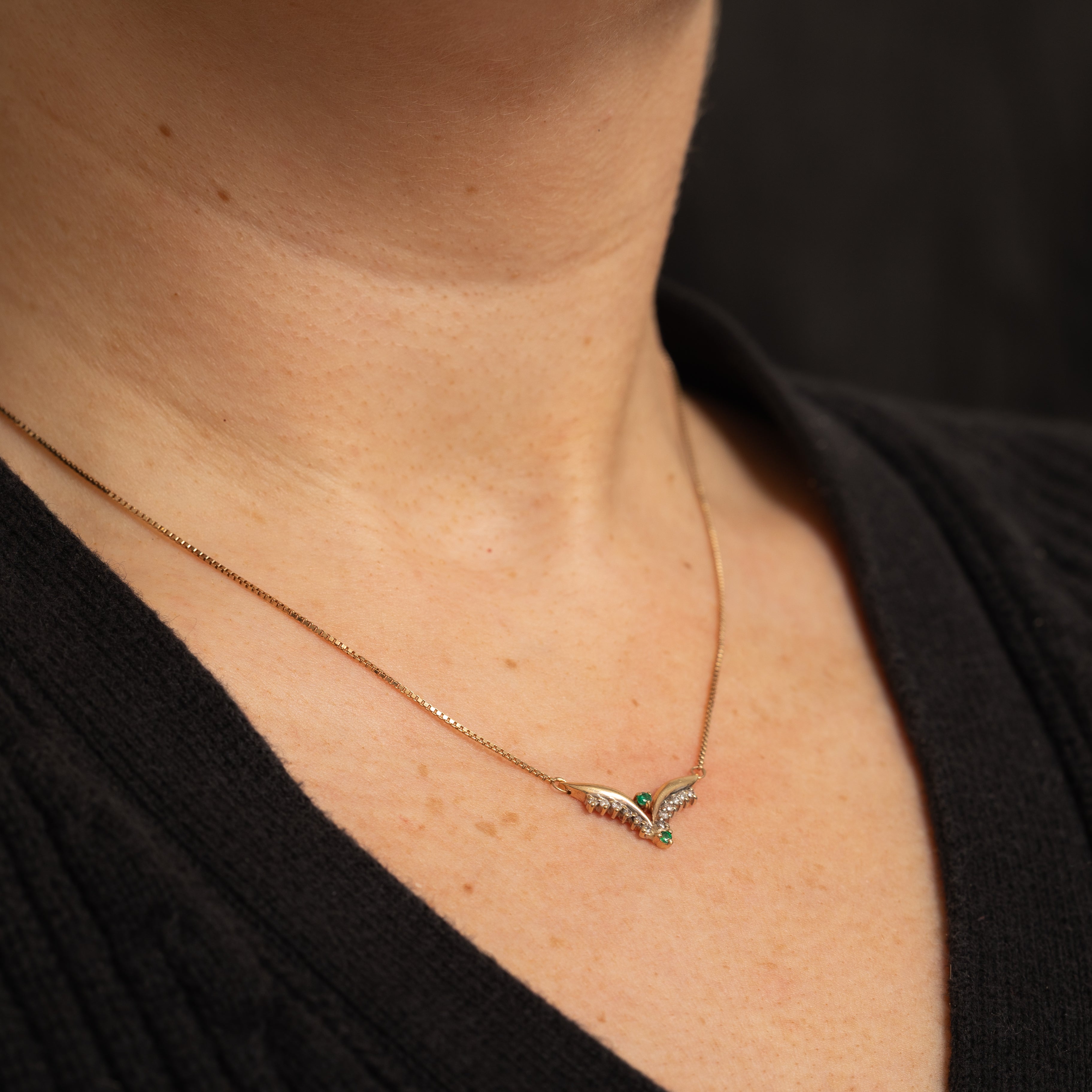 Emerald & Diamond Pendant Necklace | 0.06ctw, 0.14ctw | 17" |