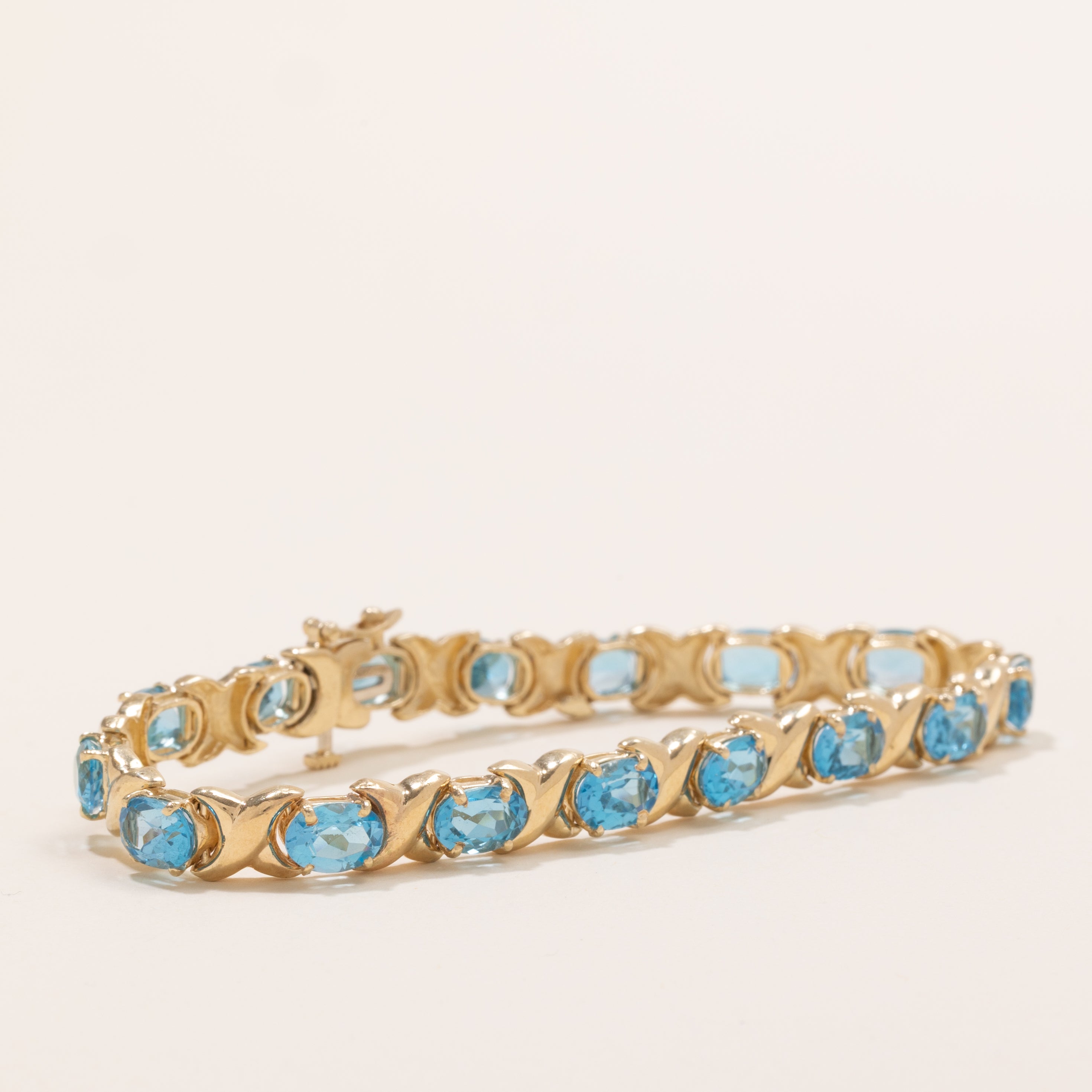 Bracelet en topaze bleue taille ovale | 12,0 ct | 17,8 cm |