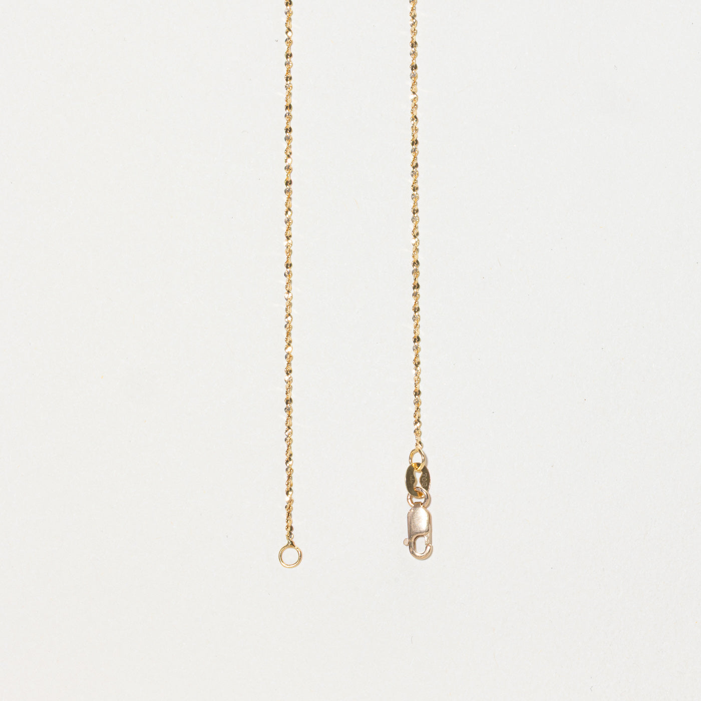 Collier pendentif pétale en saphir taille poire et diamants | 1,40 ct, 0,06 ct au total | 45,7 cm