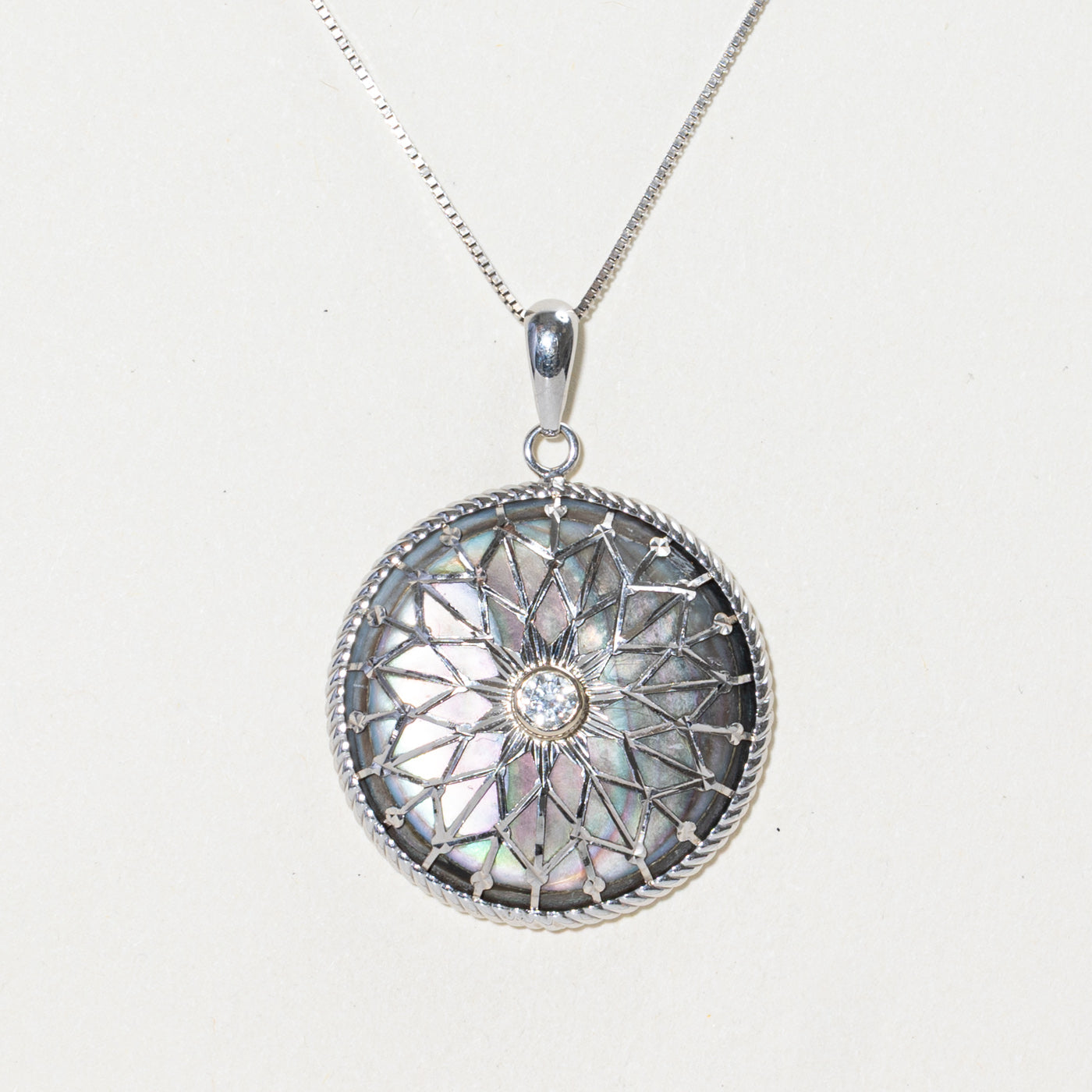 Black & White Mother of Pearl & Diamond Circle Pendant Necklace | 19.00ctw, 0.15ct | 18"