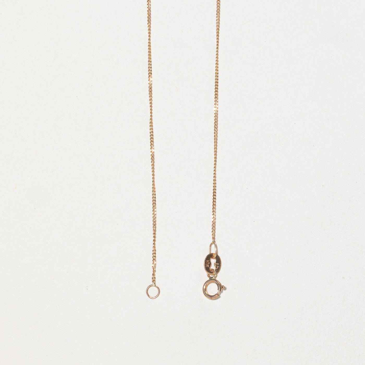 Collier pendentif en grappe de saphirs et diamants | 0,25 ct, 0,02 ct | 45,7 cm