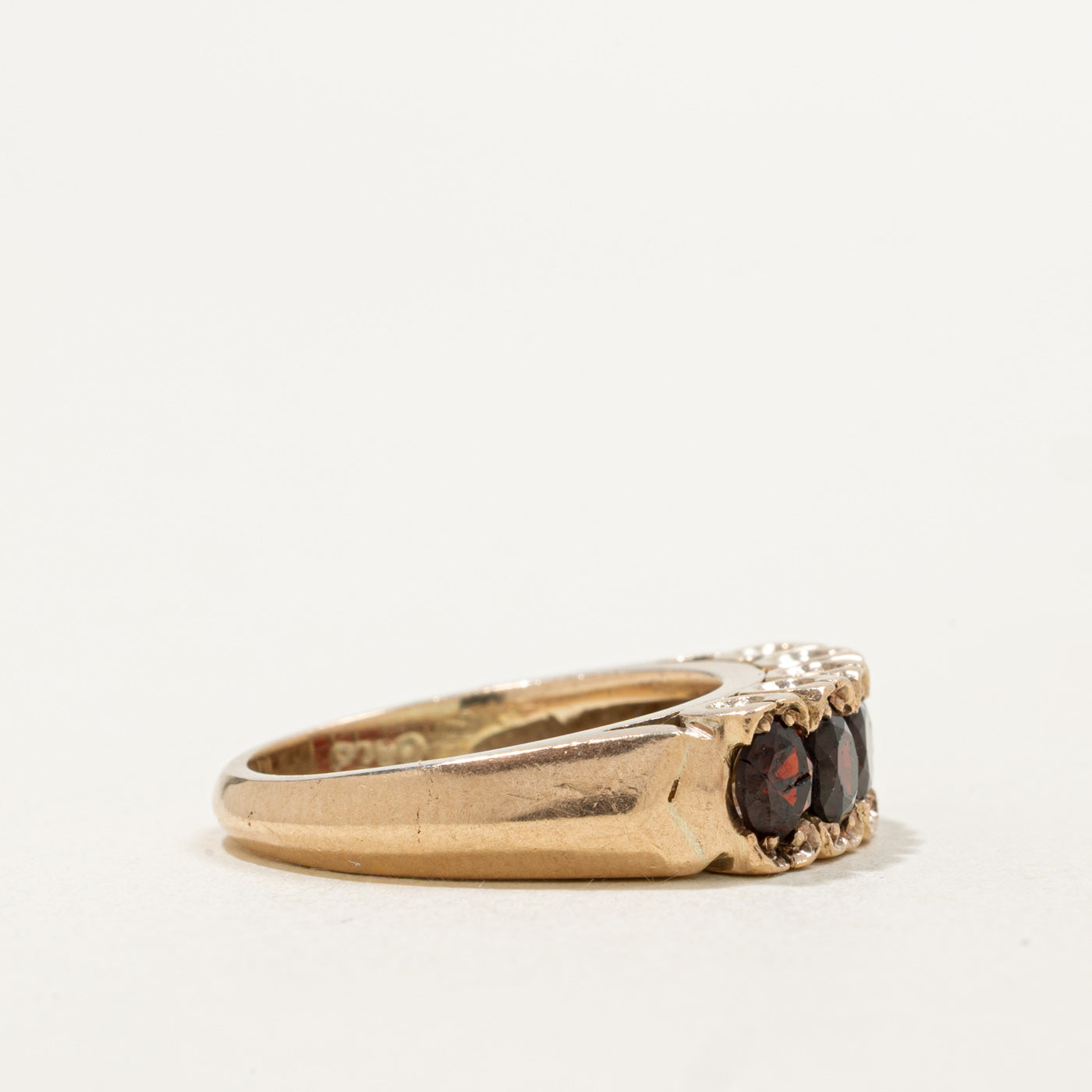 10K Five Stone Round Cut Garnet Band | 1.35ctw | SZ 5.25