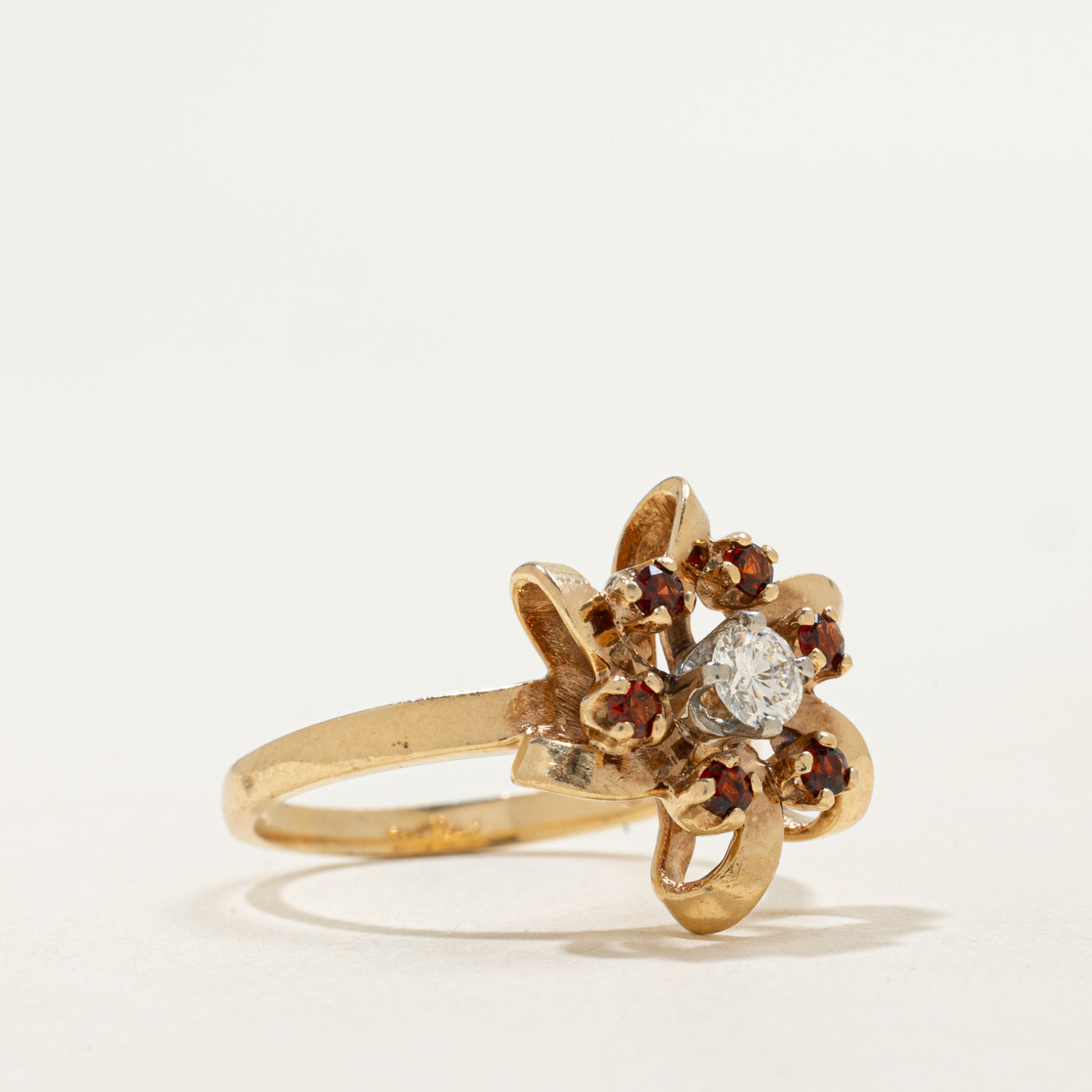 14K Diamond & Garnet Floral Ring | 0.18ct, 0.18ctw | SZ 6.0