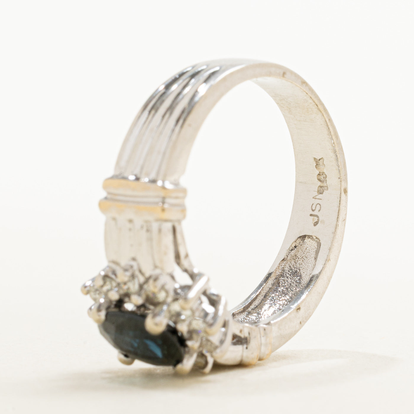 14K Oval Cut Sapphire & Diamond Petal Halo Ring | 0.75ct, 0.24ctw | SZ 6.0