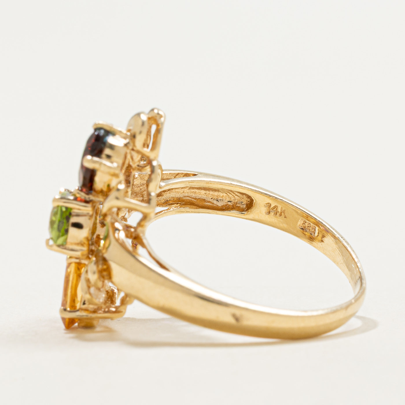 Bague cocktail ornée de plusieurs pierres précieuses en or 14 carats | 2,50 ct au total | Taille 7