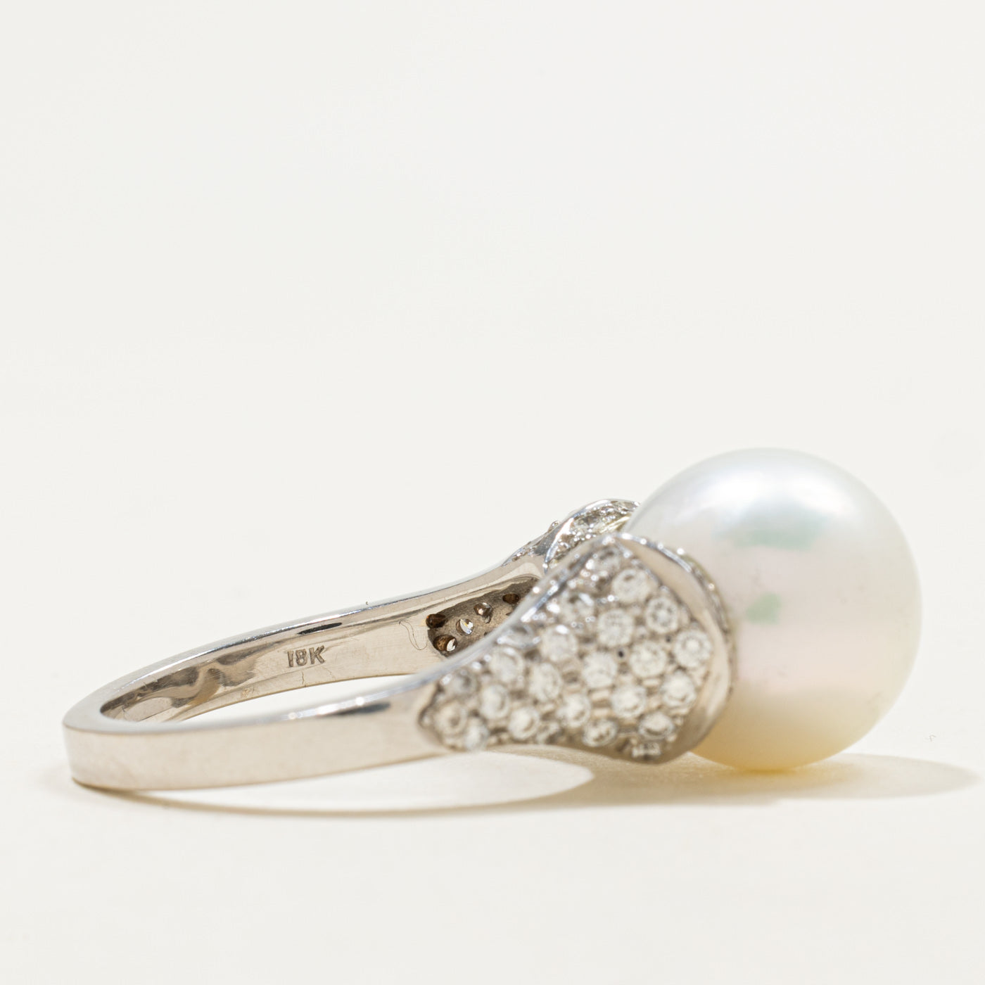 Bague en or 18 carats ornée de perles et de diamants | 1,02 ct au total | Taille 8,25