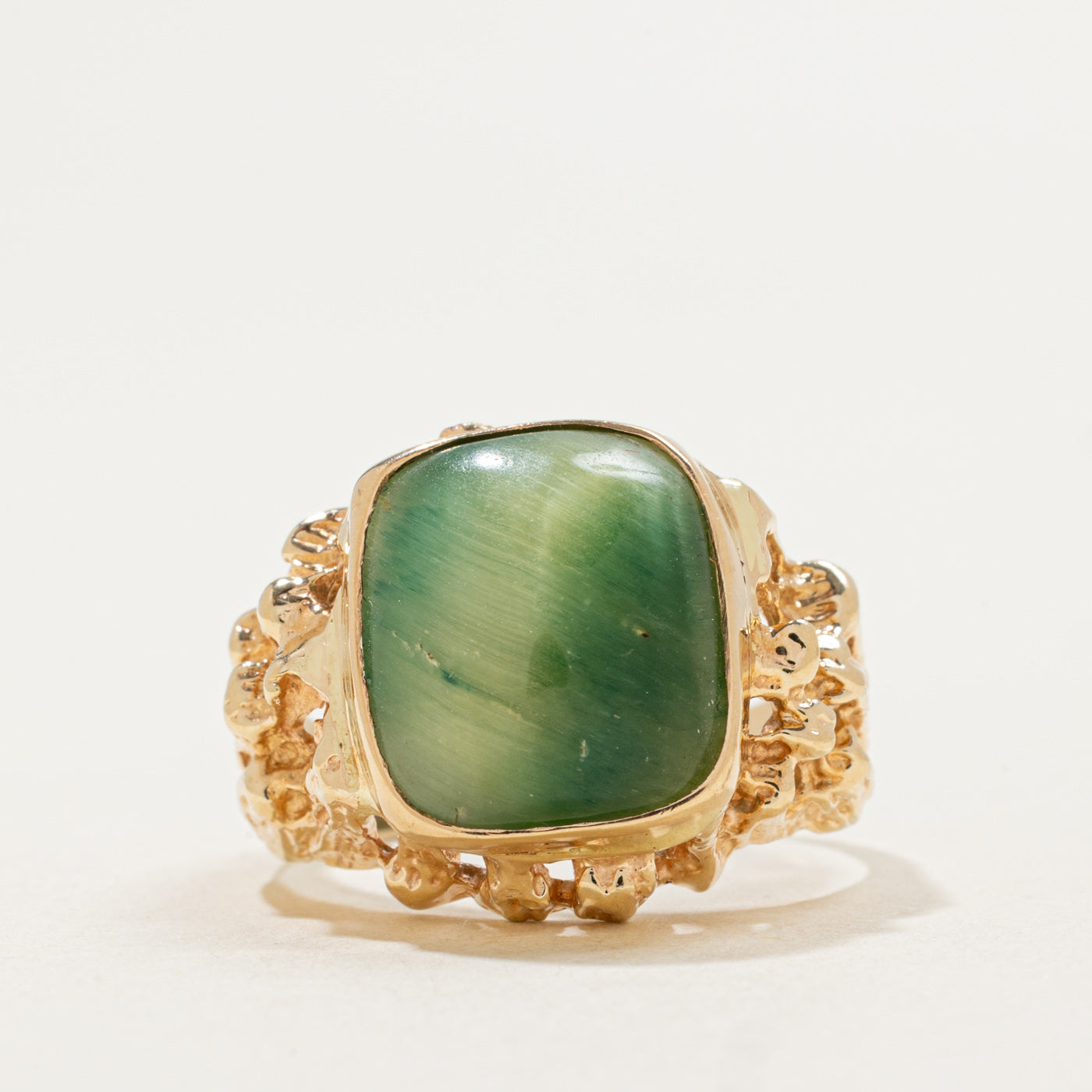 Bague ajourée en or 10 carats avec cabochon œil de tigre | 6,80 ct | Taille 7,75