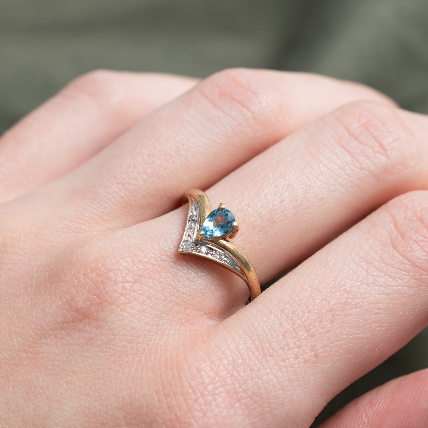 Pear Cut Blue Topaz & Diamond Chevron Ring | SZ 8.5