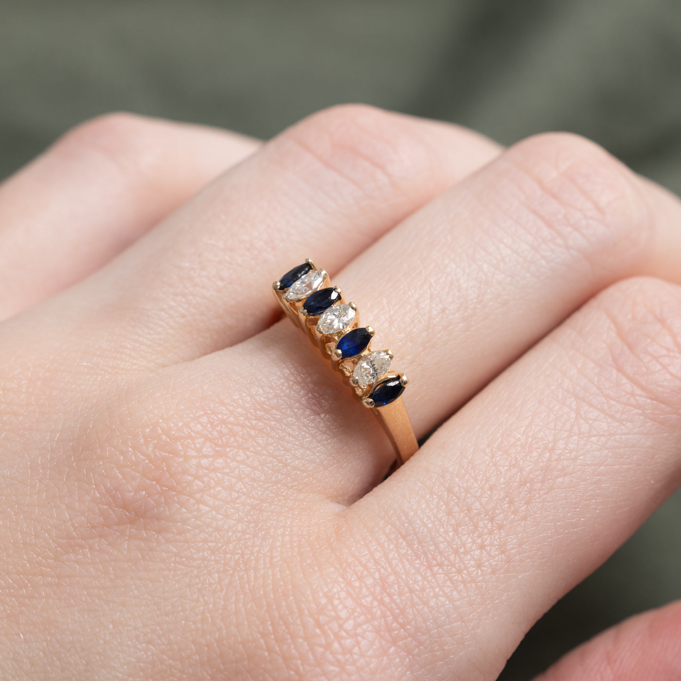 Bague sept pierres saphir taille marquise et diamants | 0,12 ct, 0,15 ct | Taille 7