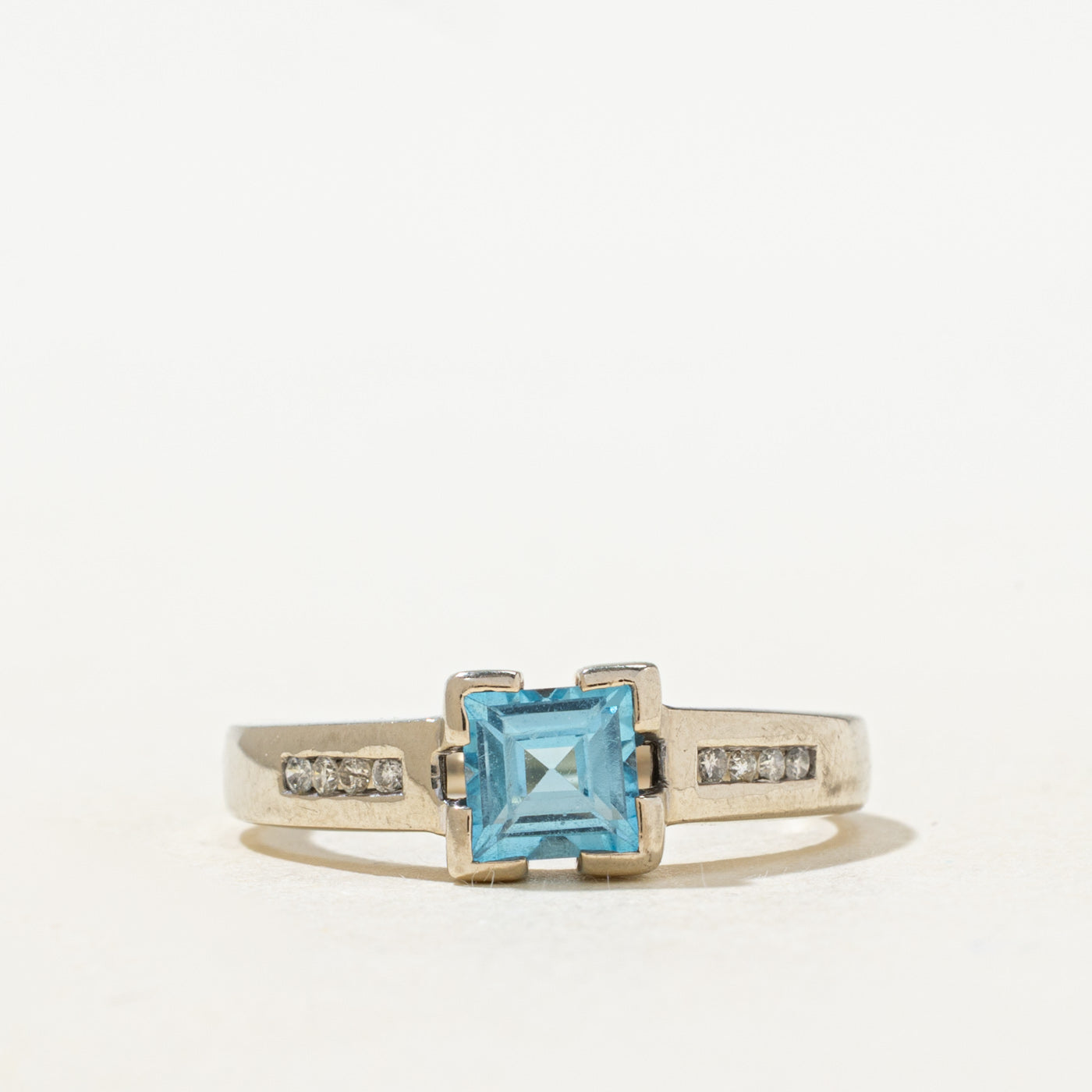 Blue Topaz & Diamond Accented Ring | SZ 6.25