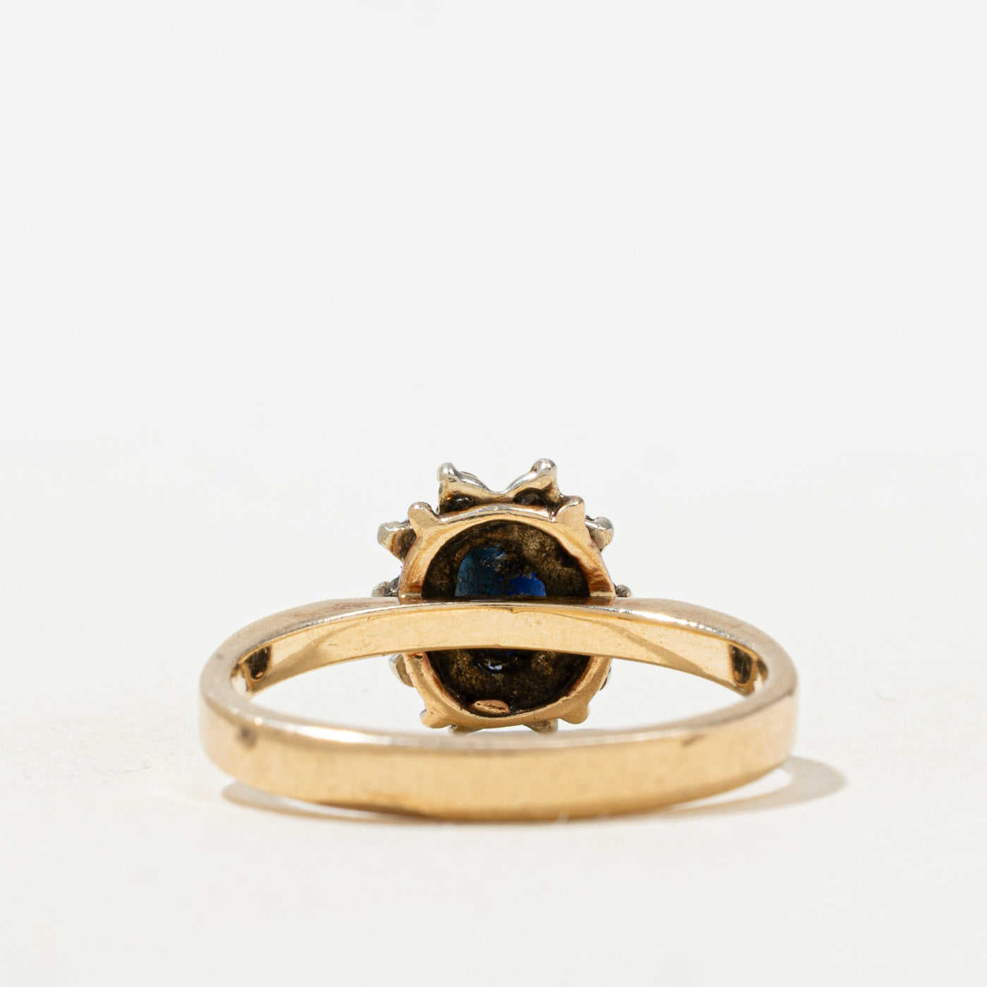 Oval Cut Sapphire & Diamond Petal Ring | SZ 7.75