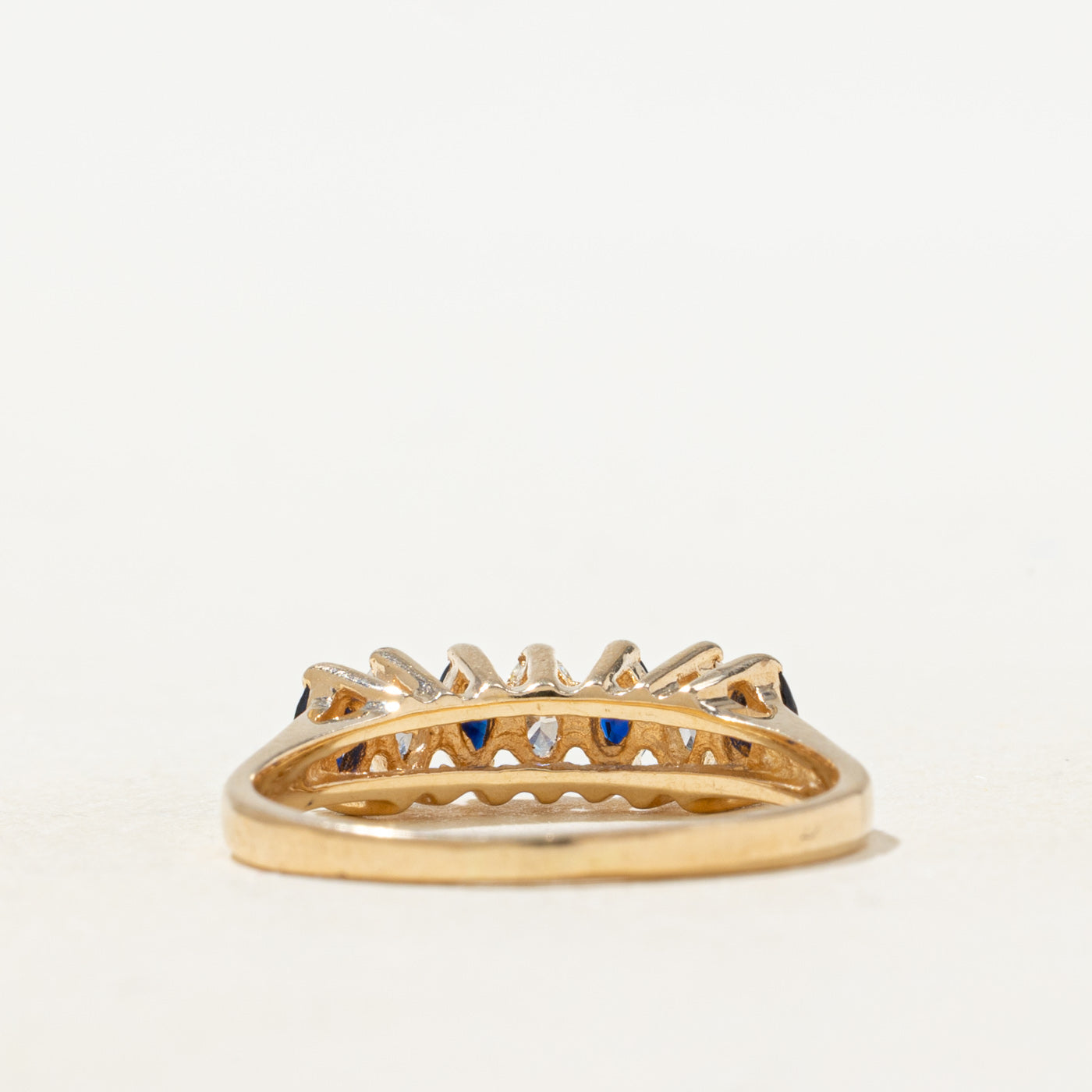 Bague sept pierres saphir taille marquise et diamants | 0,12 ct, 0,15 ct | Taille 7