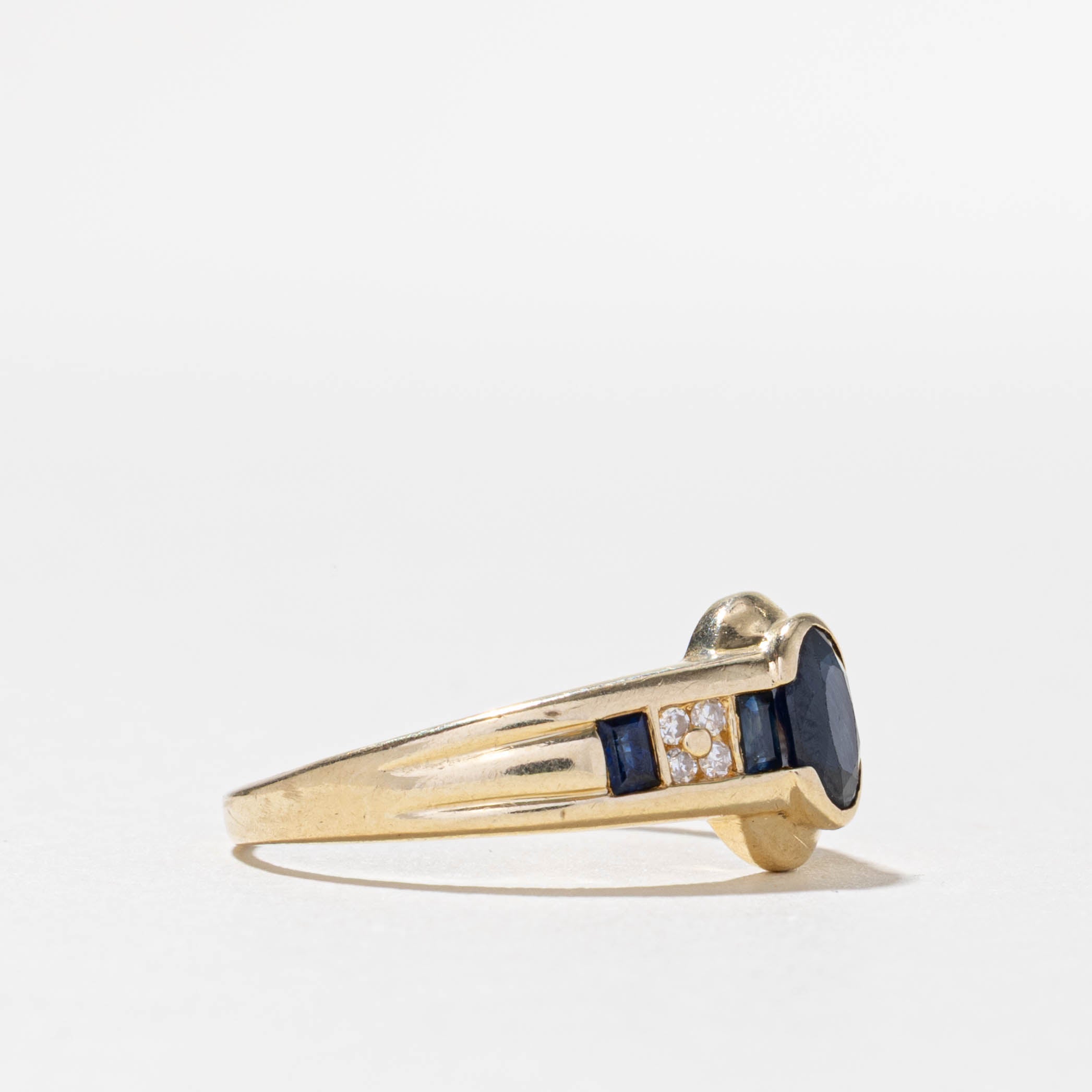 10k Semi Bezel Sapphire & Diamond Ring | 0.95ctw, 0.04ctw | SZ 9.5