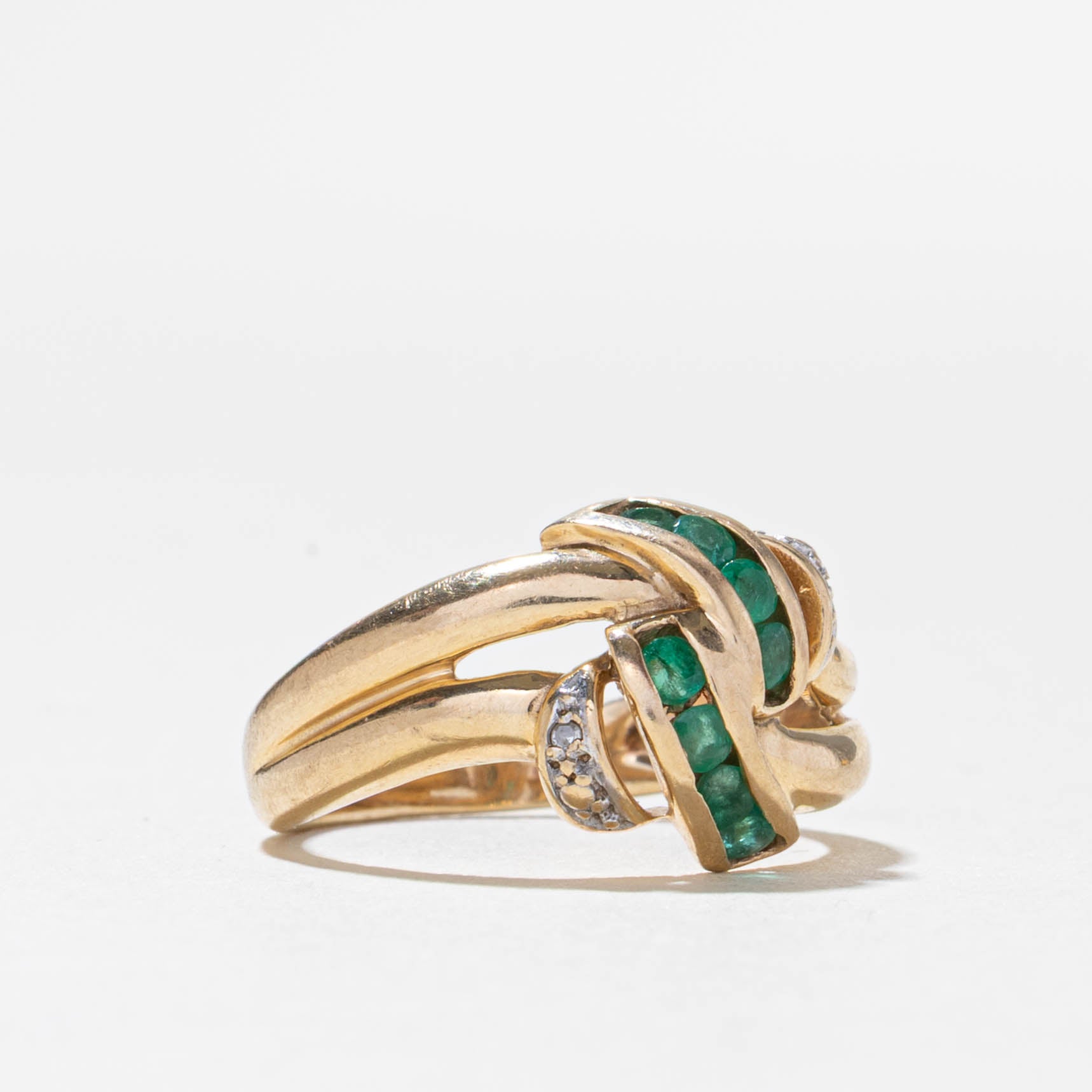 10k Emerald & Diamond Crossover Ring | 0.28ctw, 0.01ctw | SZ 5.5