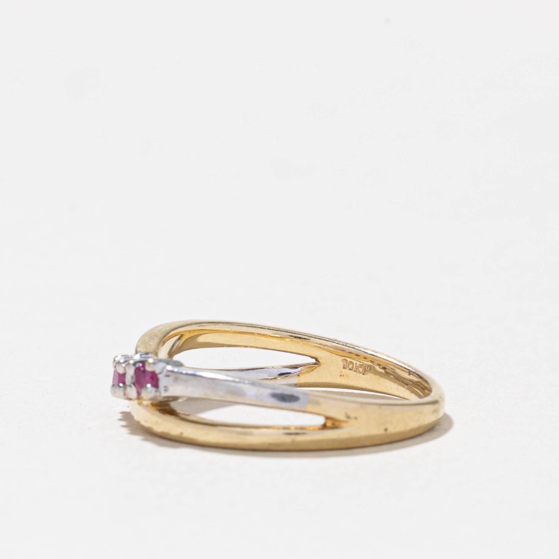 10k Ruby & Diamond Crossover Ring | SZ 6.75