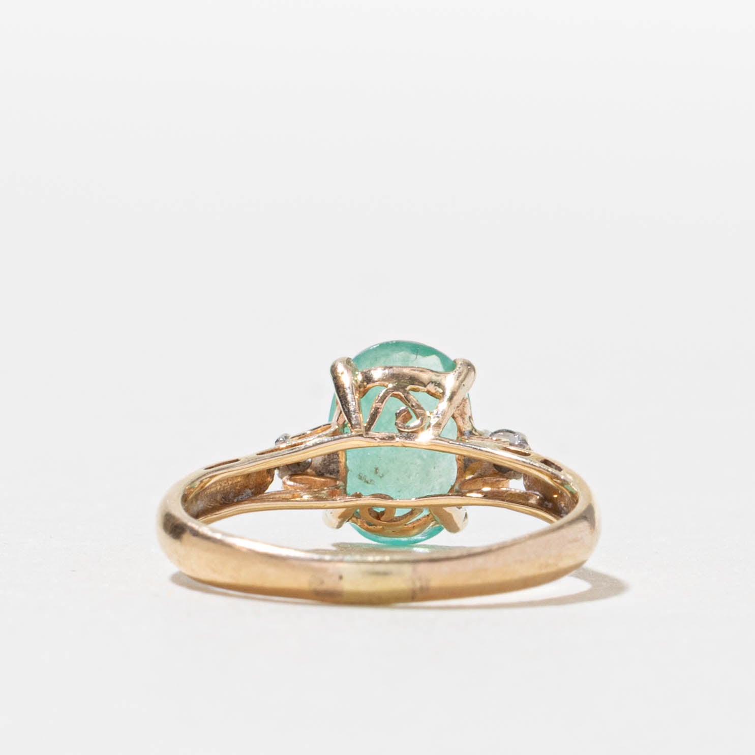 14k Oval Cut Emerald & Diamond Accented Ring | 0.90ct, 0.02ctw | SZ 4.25
