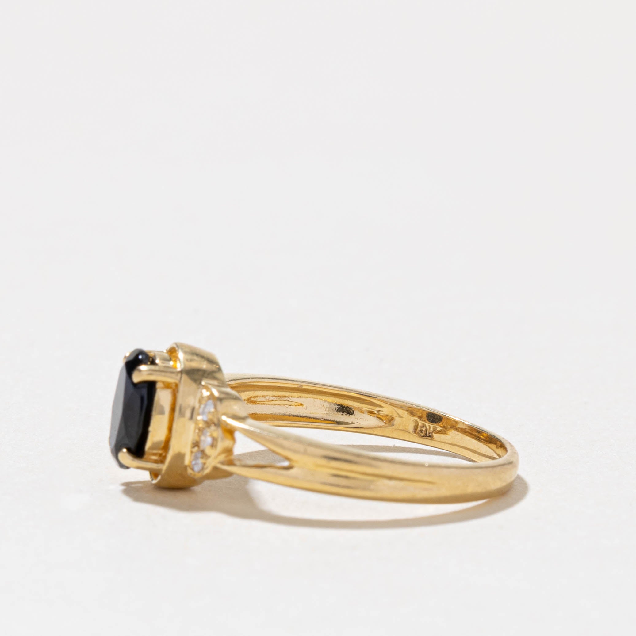 18k Oval Cut Sapphire & Diamond Accented Ring | 0.80ct, 0.03ctw | SZ 7
