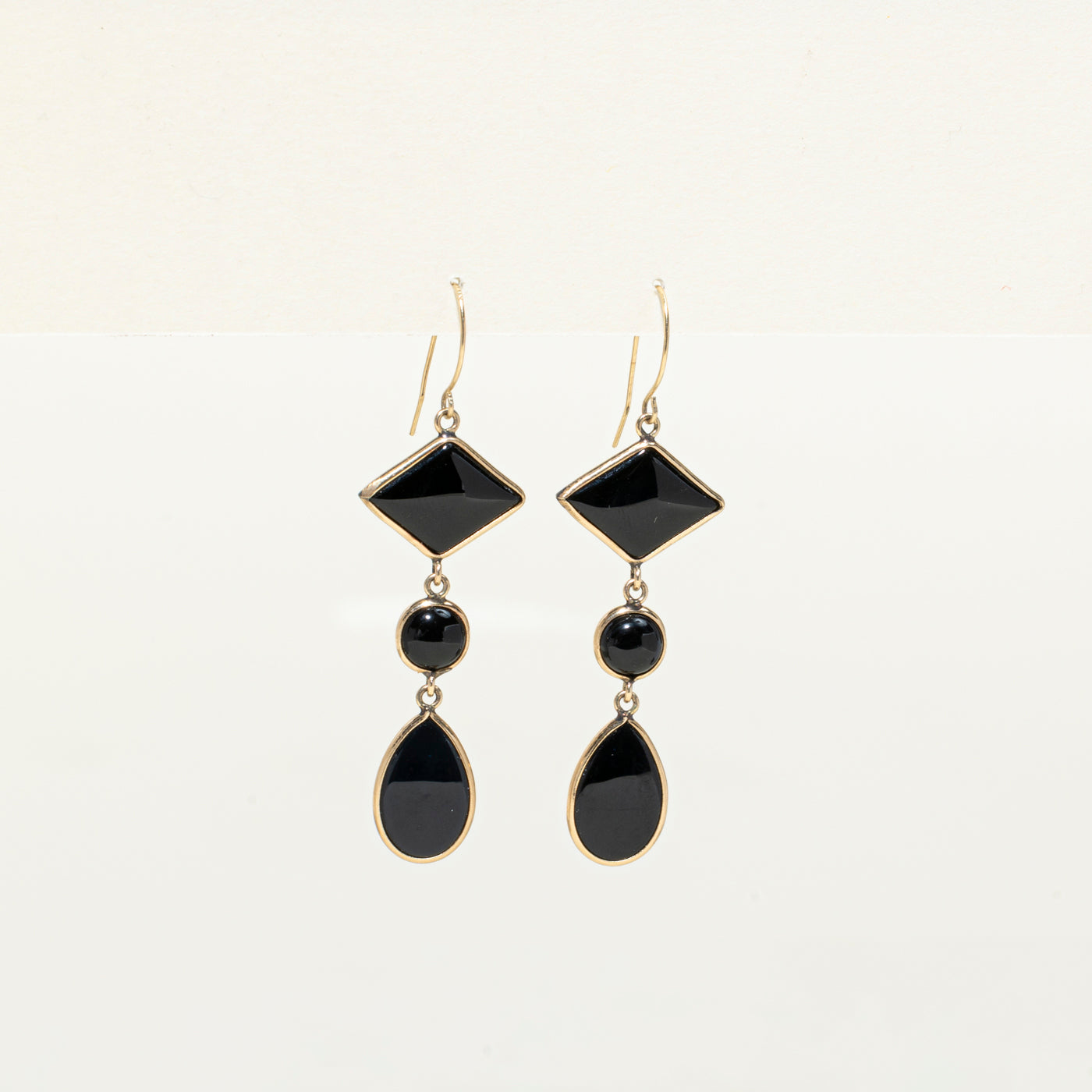 Boucles d'oreilles pendantes géométriques en onyx de tailles mixtes | 7,00 ct