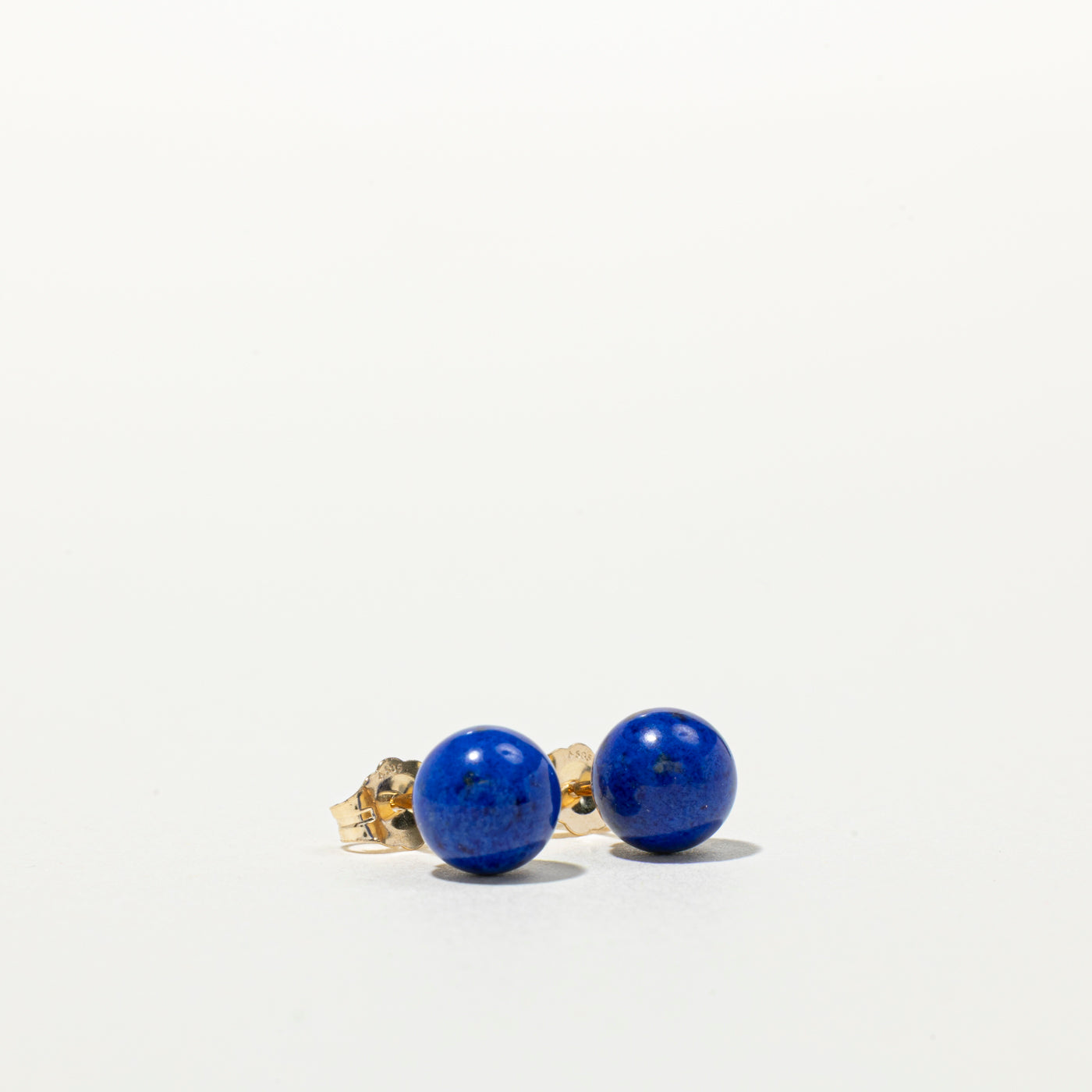 Boucles d'oreilles puces en lapis-lazuli sphérique | 6,00 ct