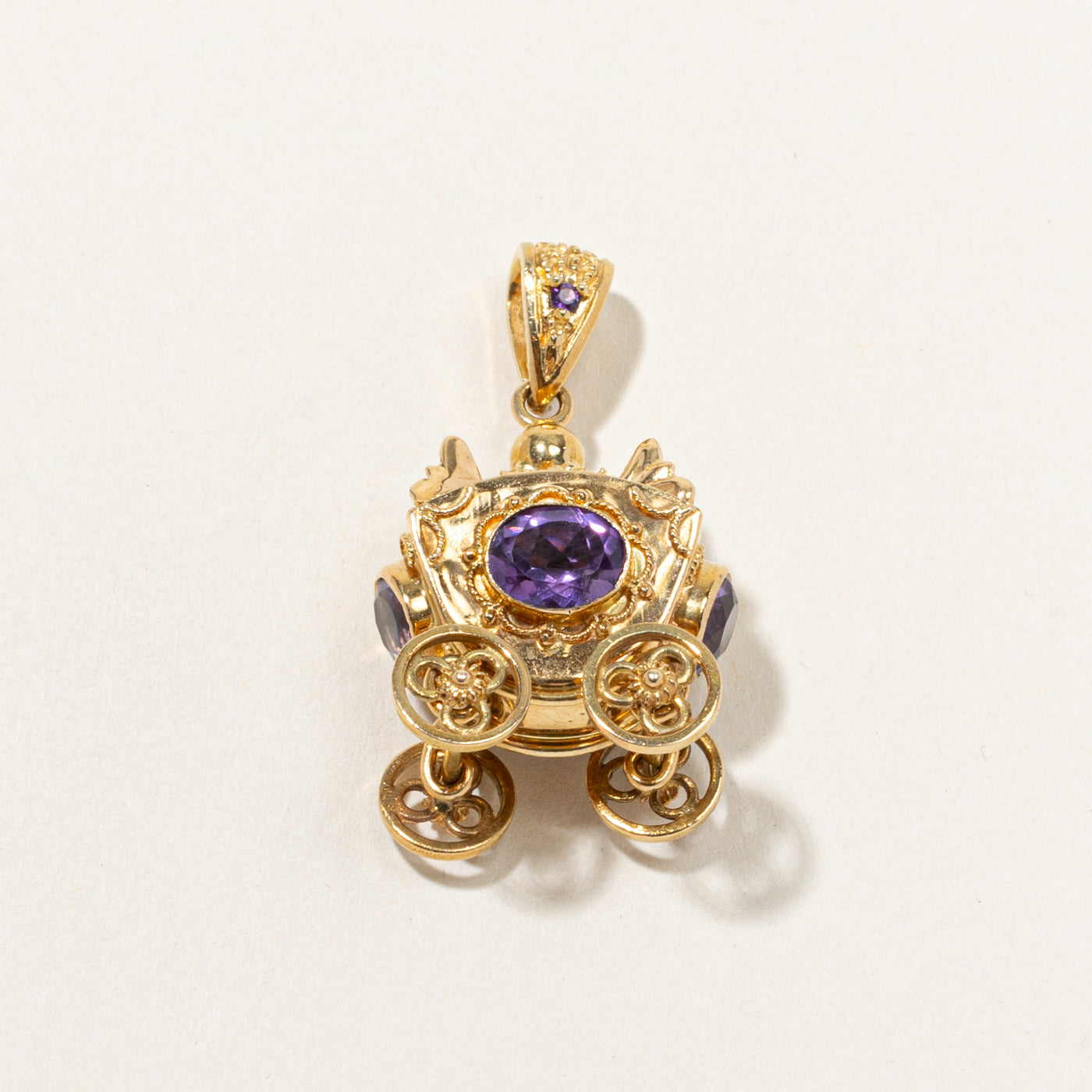 18k Amethyst Ornate Carriage Charm | 5.00ctw