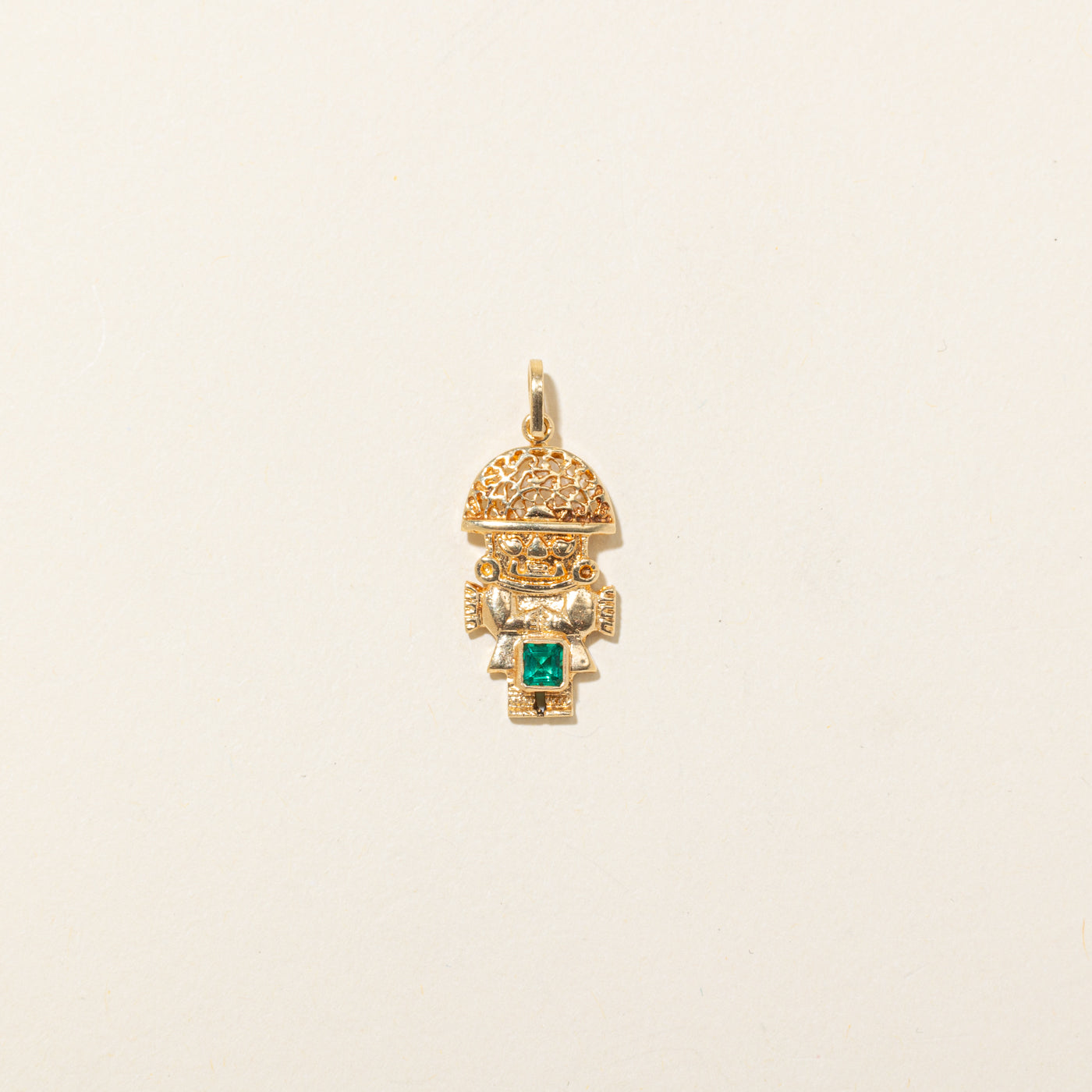 18k Emerald Peruvian Tumi Pendant | 0.28ct