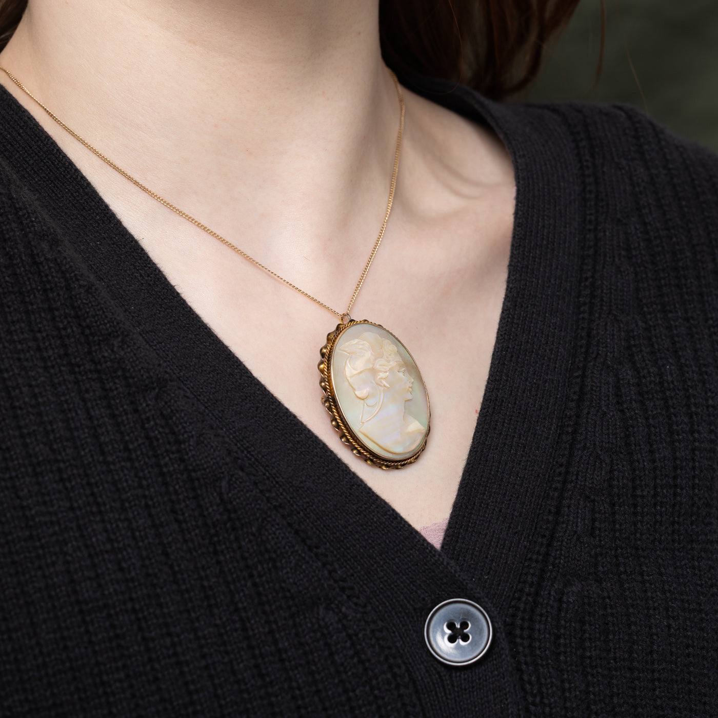 10k Mercury/Hermes Cameo Brooch | 25ct