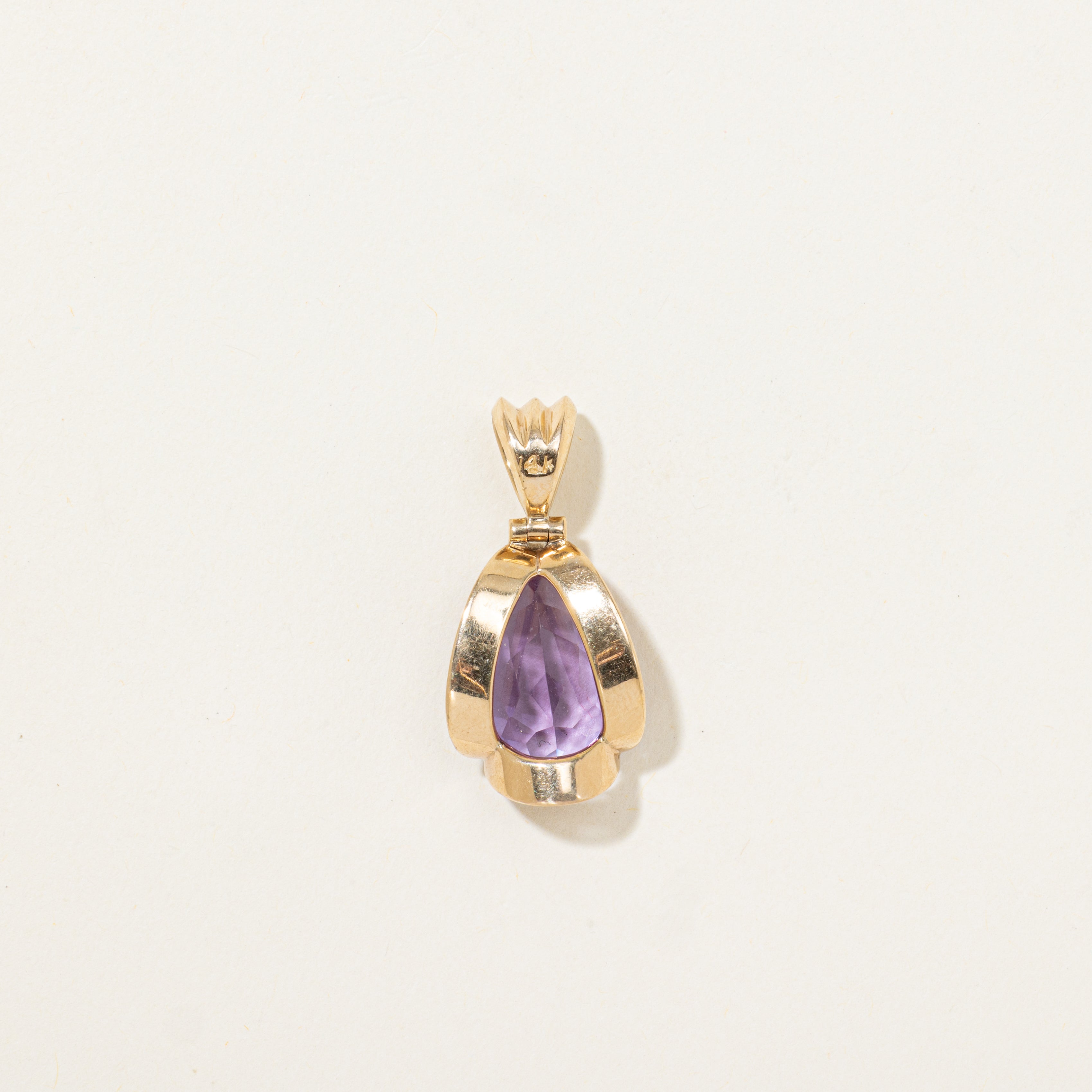 Pear Cut Synthetic Colour Changing Sapphire Pendant | 9.40ct