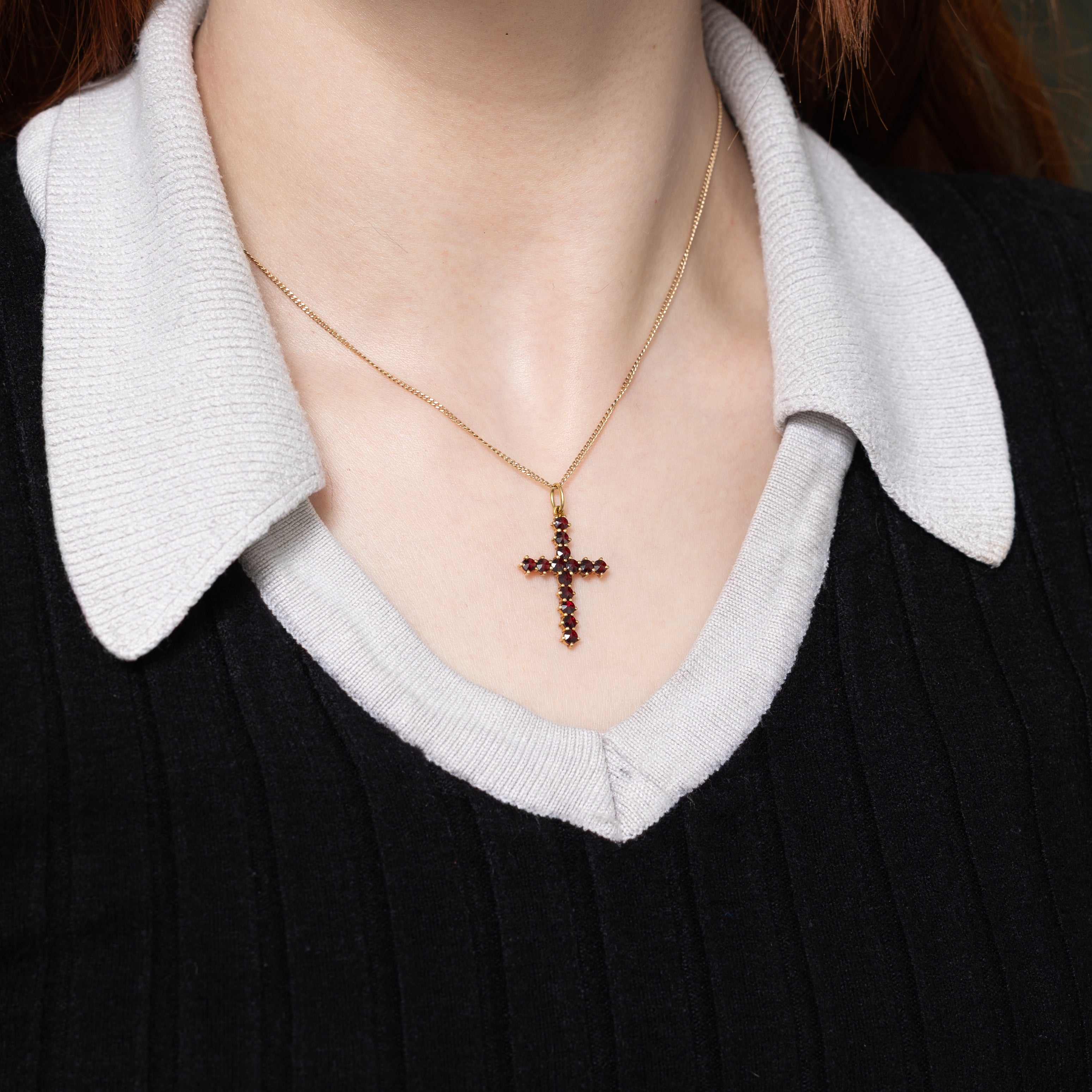18k Garnet Cross Pendant | 1.54ctw