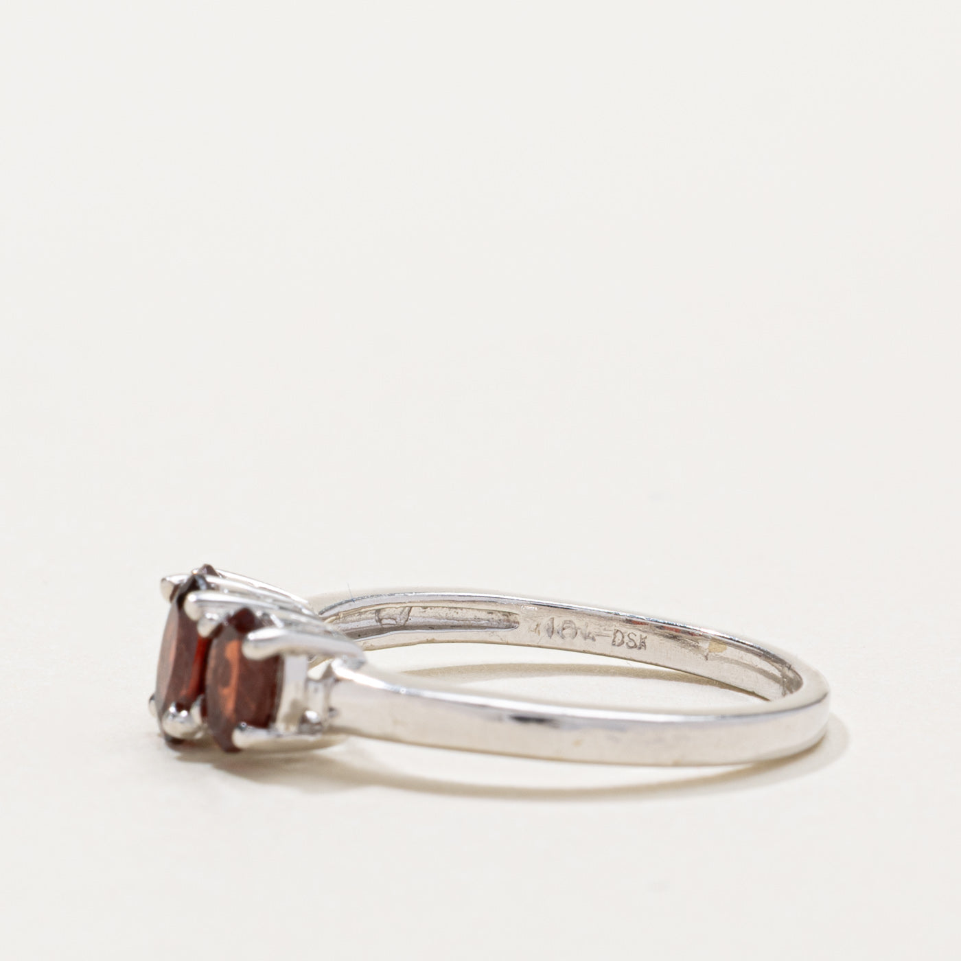 10k Three Stone Garnet Ring | 1.00ctw | SZ 7