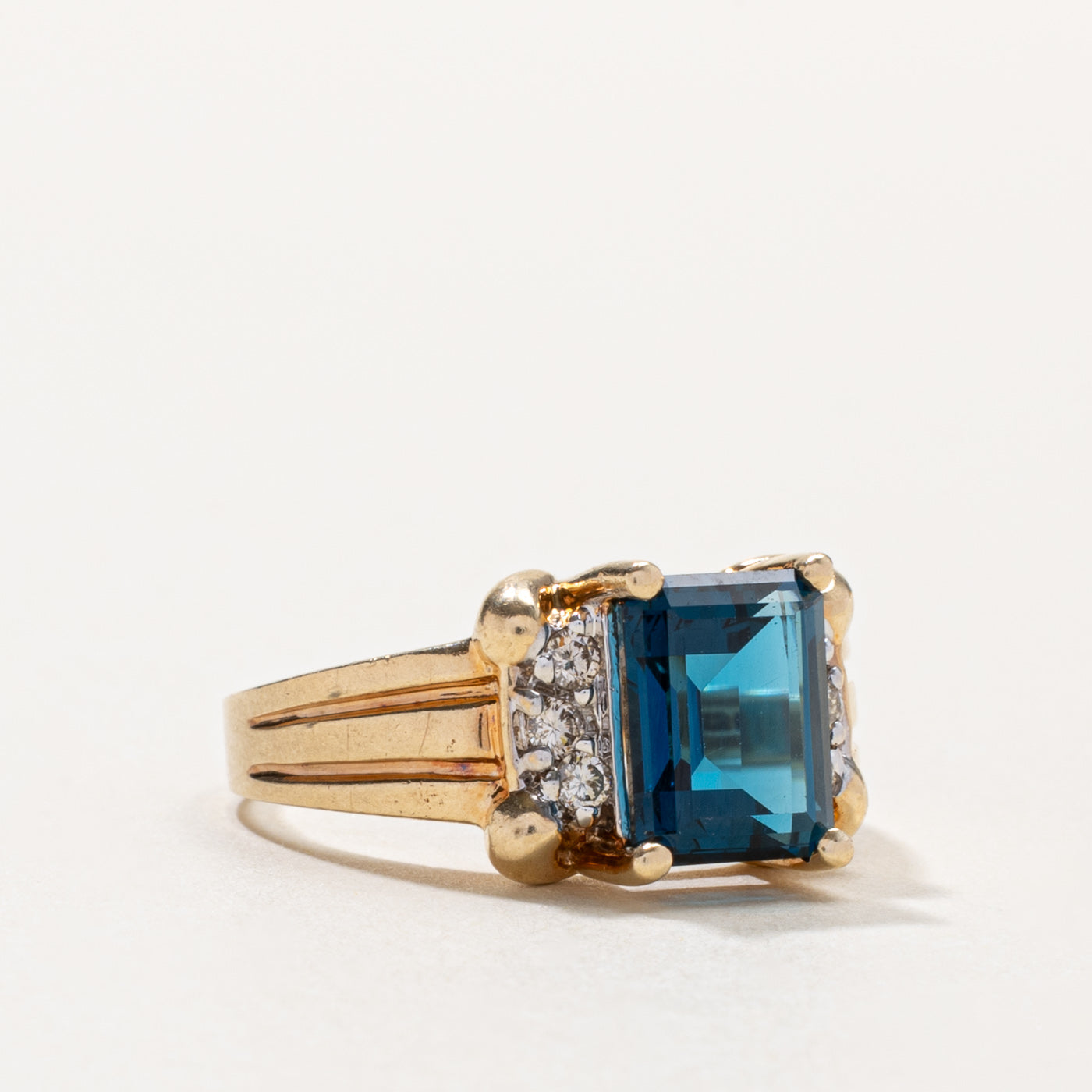 10k London Blue Topaz & Diamond Grooved Ring | 2.60ct, 0.15ctw | SZ 6.75
